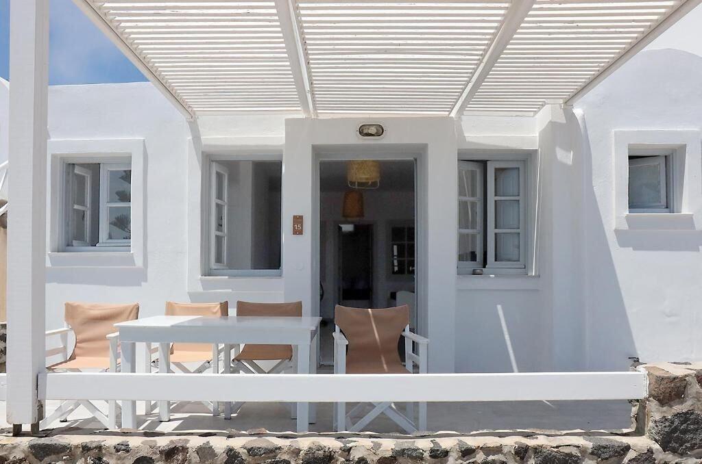 Phaos Santorini Suites