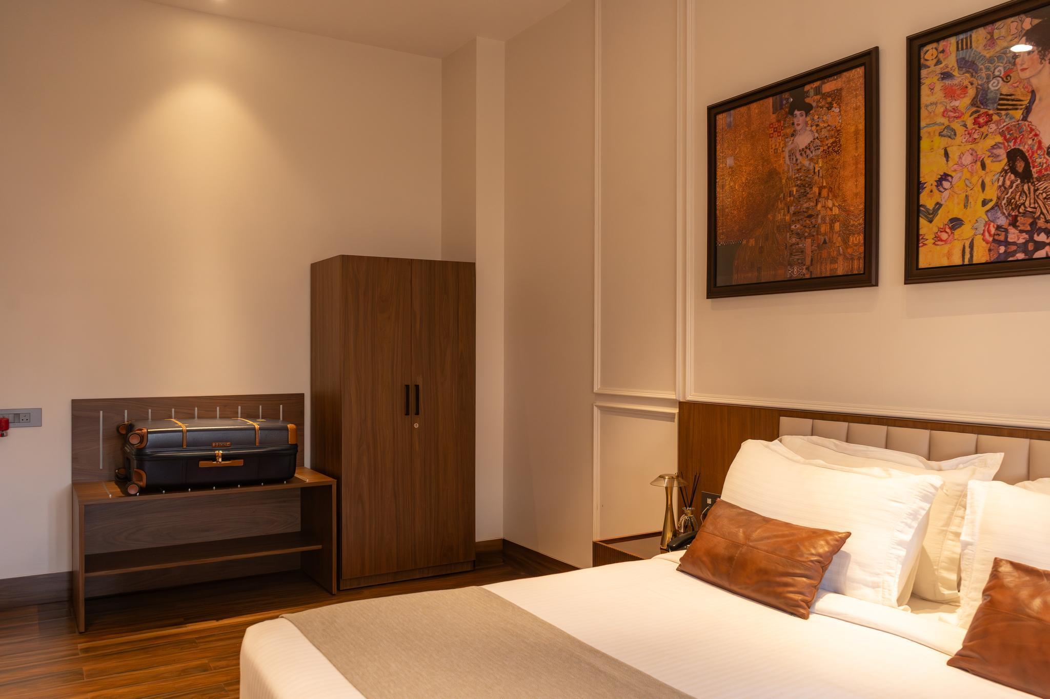 Exterior & Views 5, Park Suites, Kolkata
