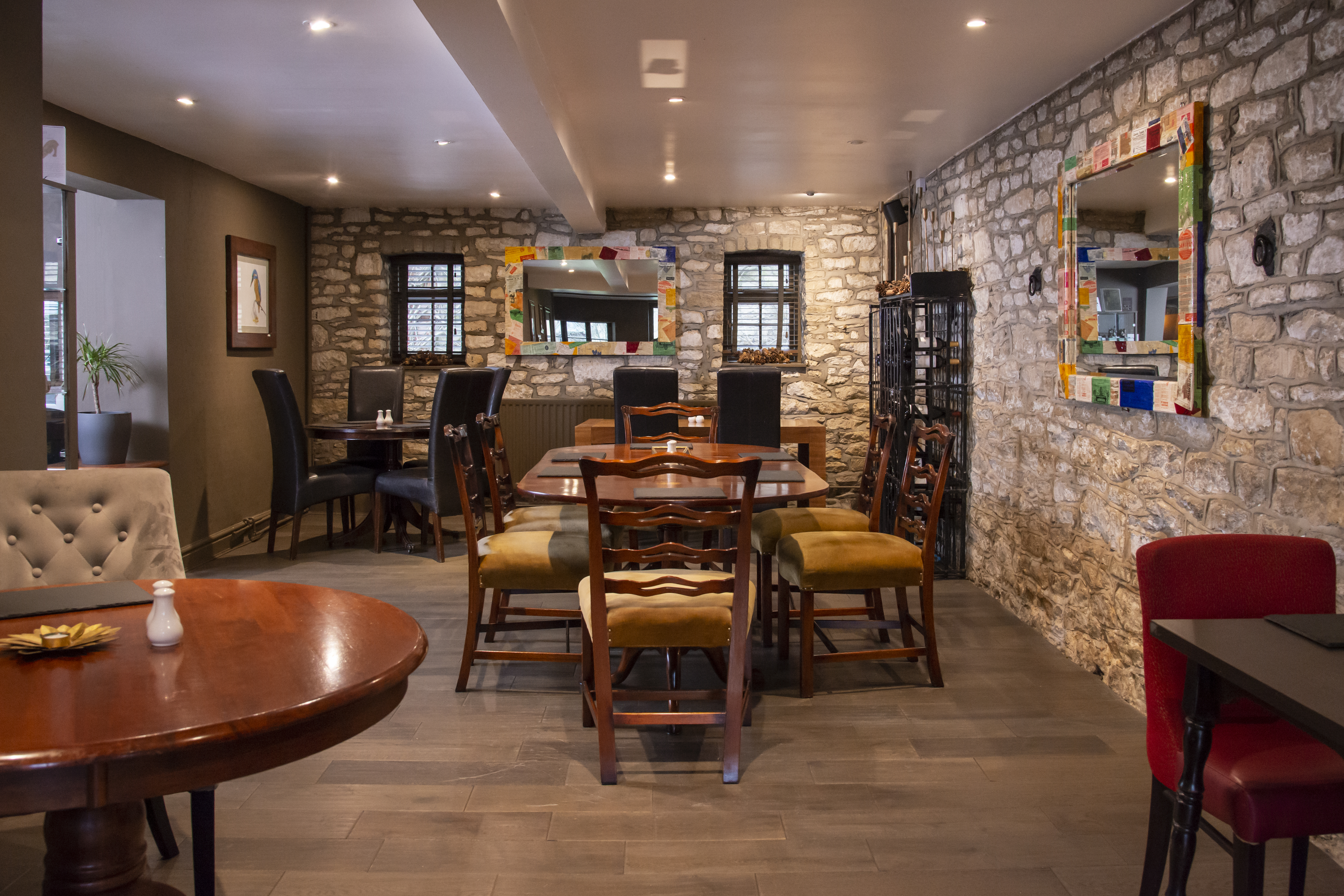 Pettifers Hotel