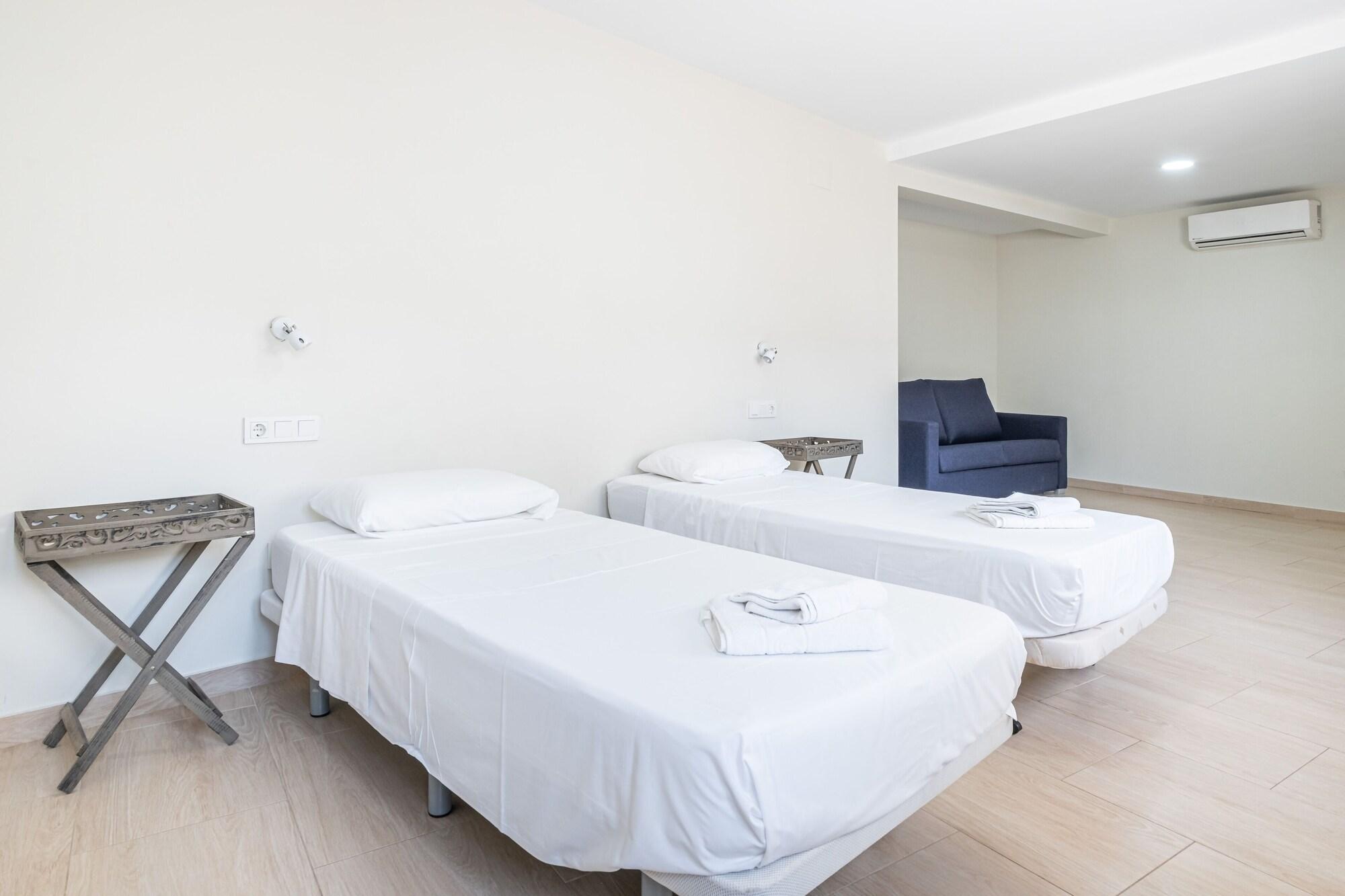 Apartamentos La Rosita Old Town