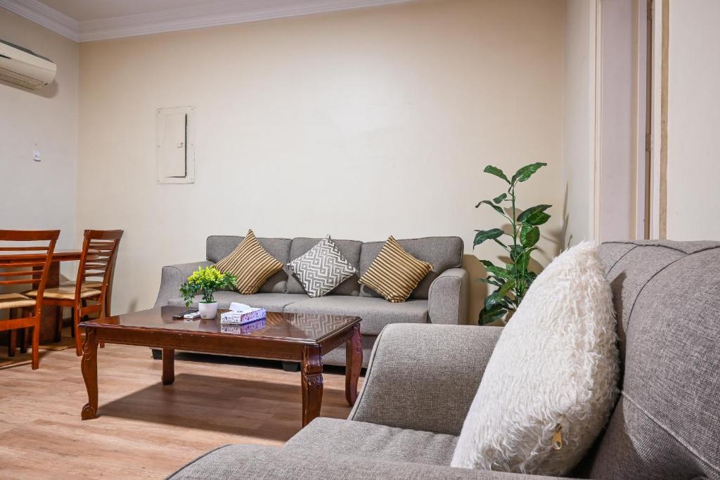 hotel-img
