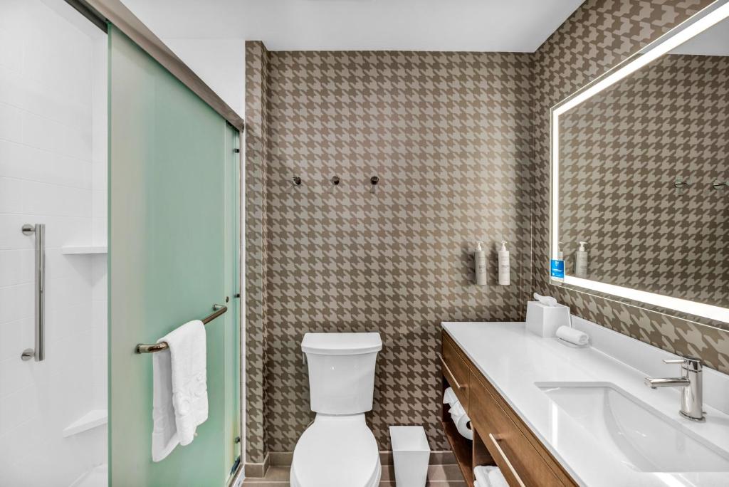 Home2 Suites By Hilton Raleigh State Arena