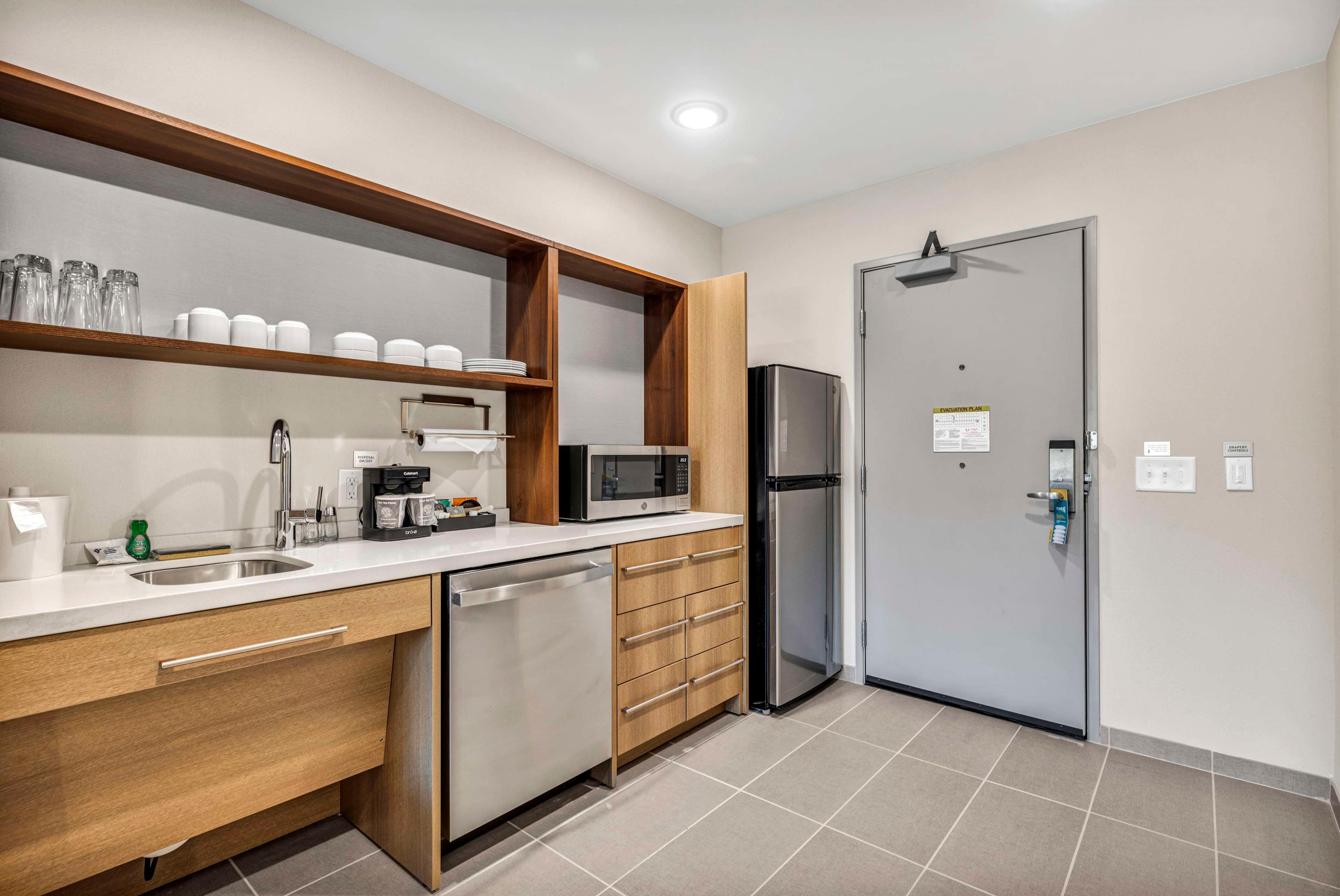 Home2 Suites By Hilton Raleigh State Arena