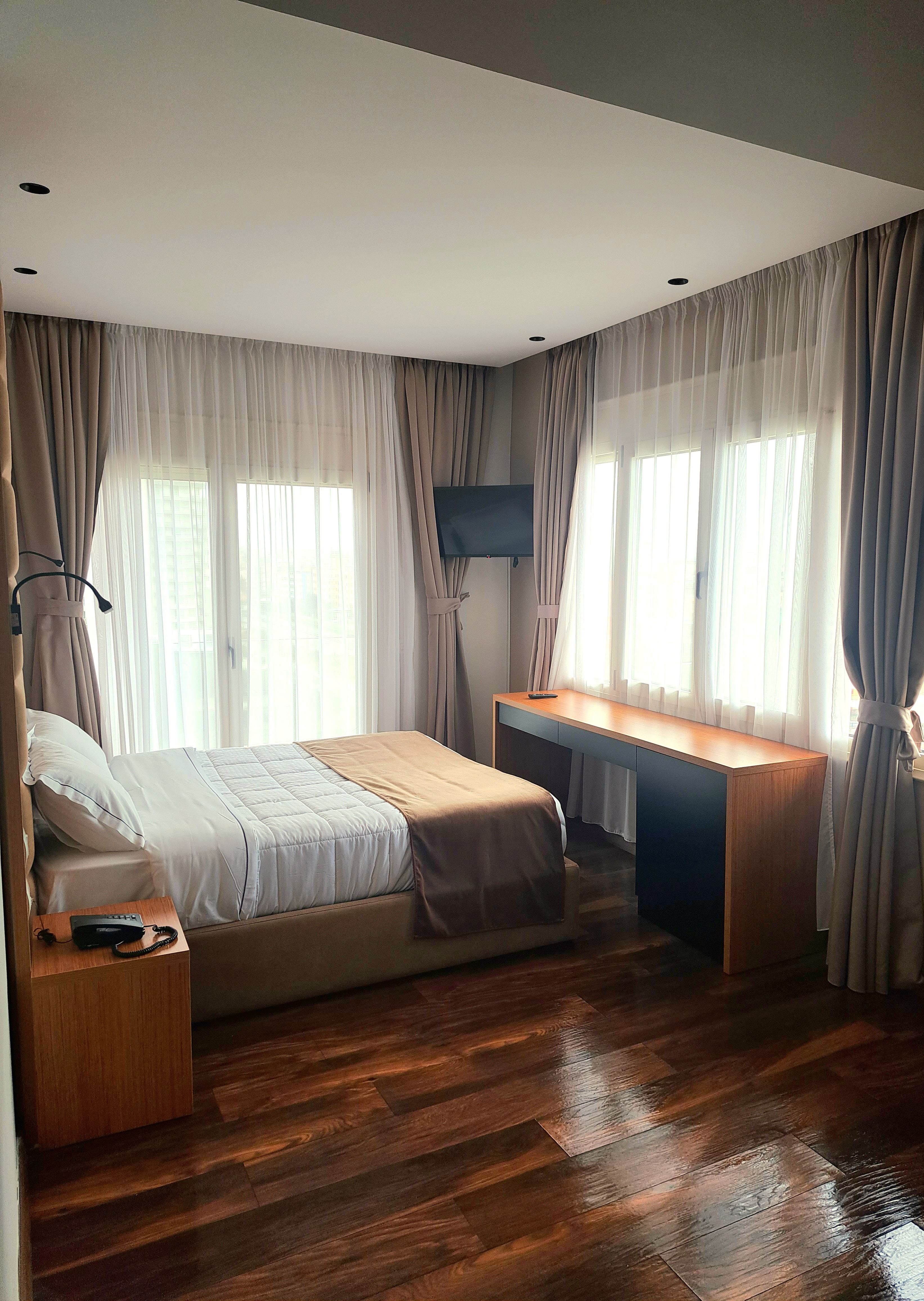 Olivia's Hill Resort - photo