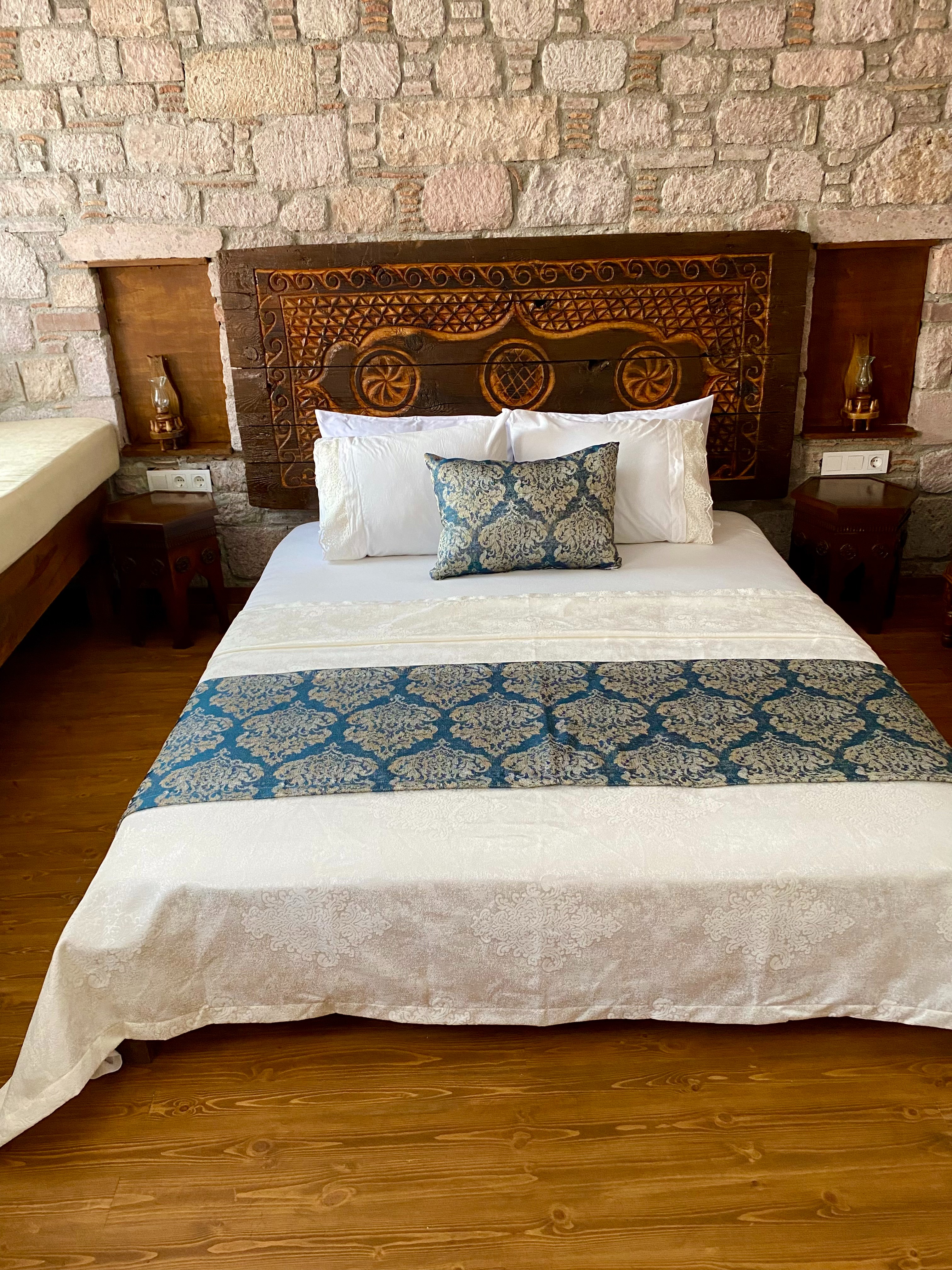 Rebetiko Luxury Hotel & Pool