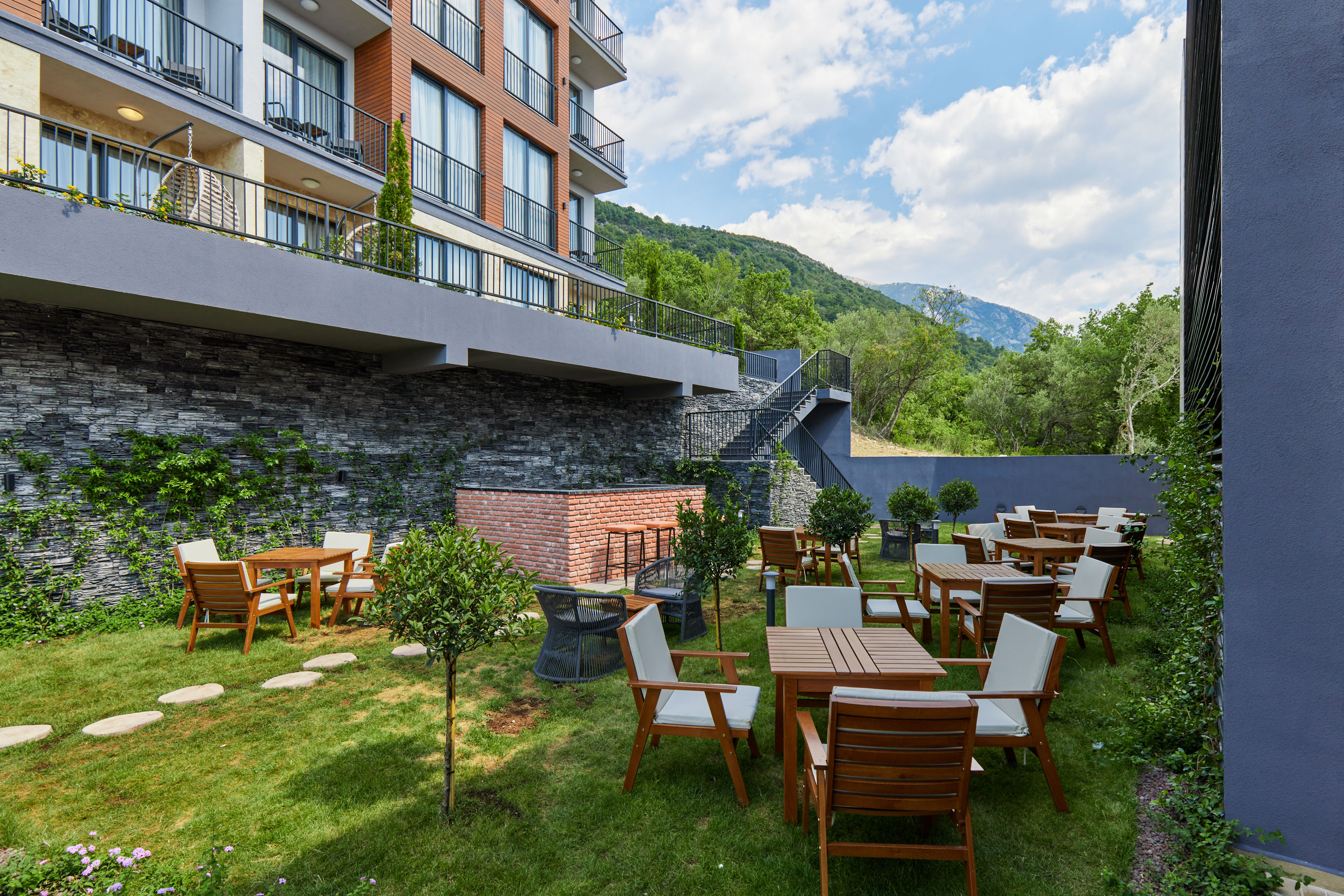 Bayview Hills Luxury Residences
