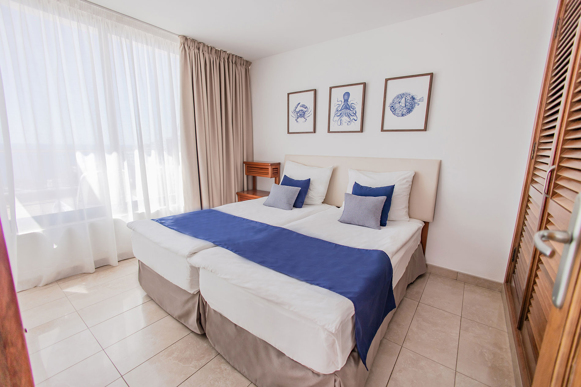 Apartamento, vistas al mar