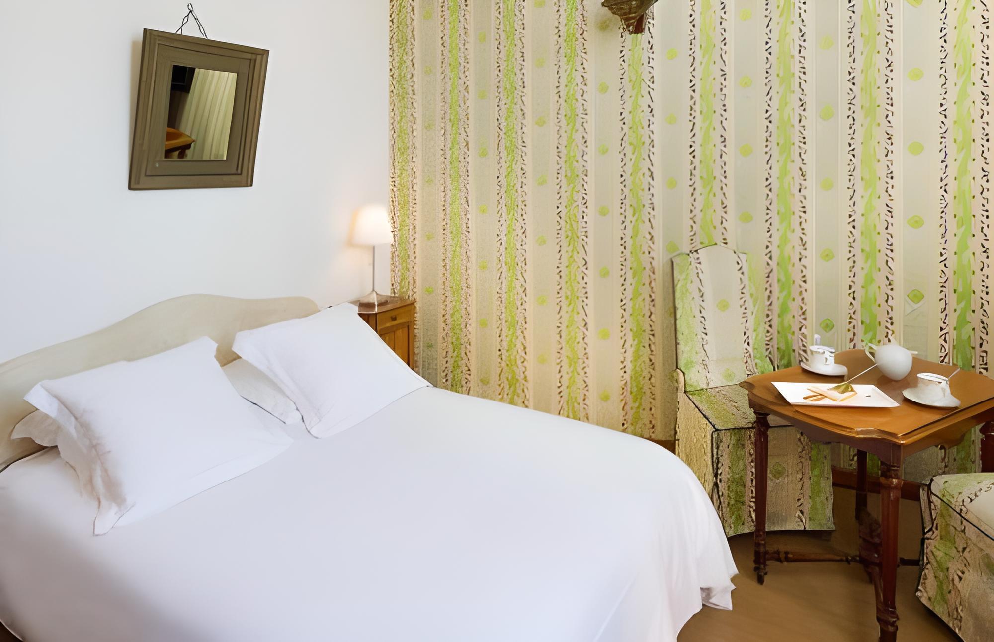 Logis Hotel De La Poste Corps