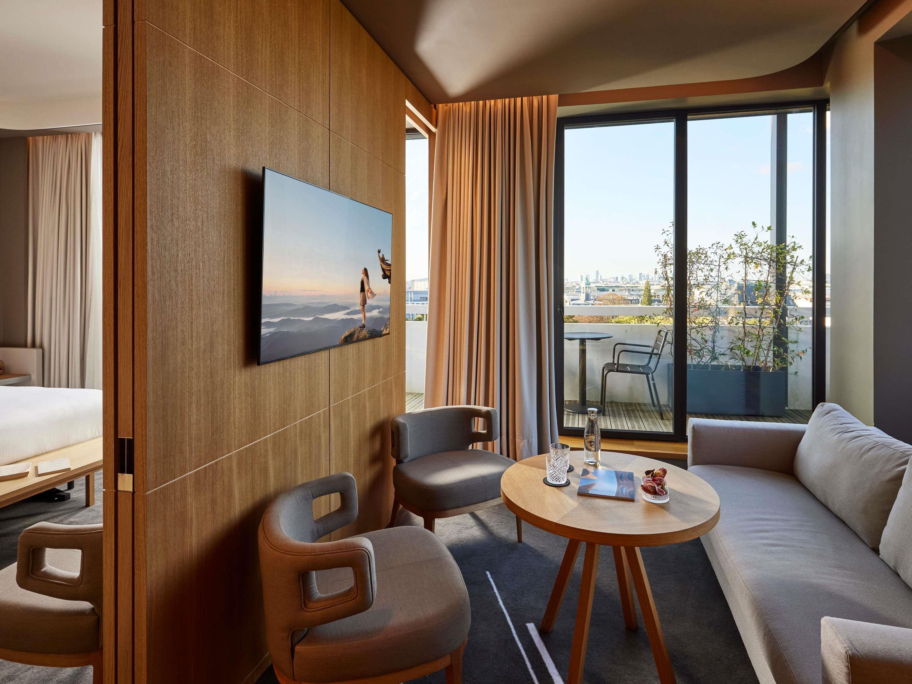 Галерея изображений Domaine Reine Margot Paris - Issy - Mgallery