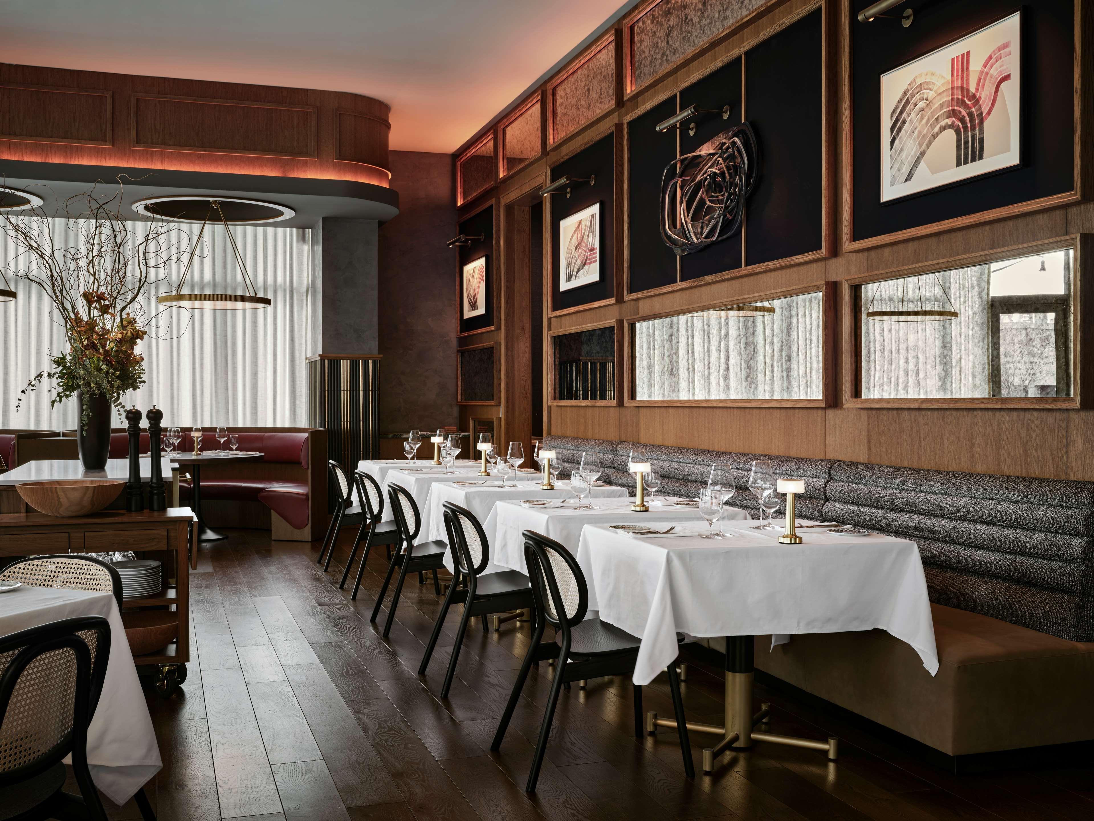 The Tess, Autograph Collection by null