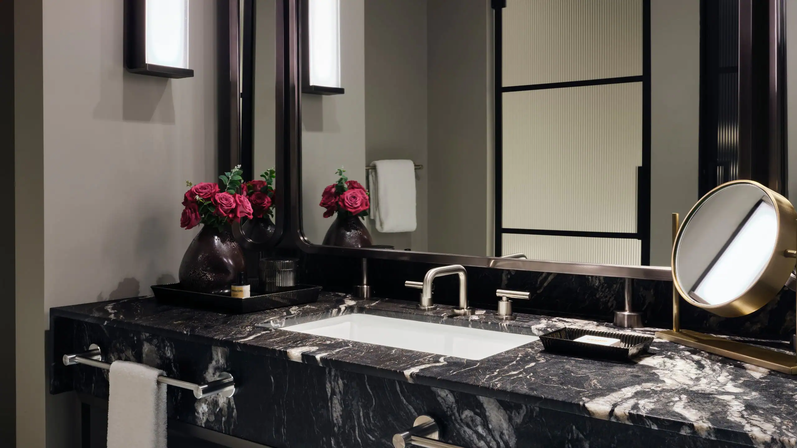 The Tess, Autograph Collection by null