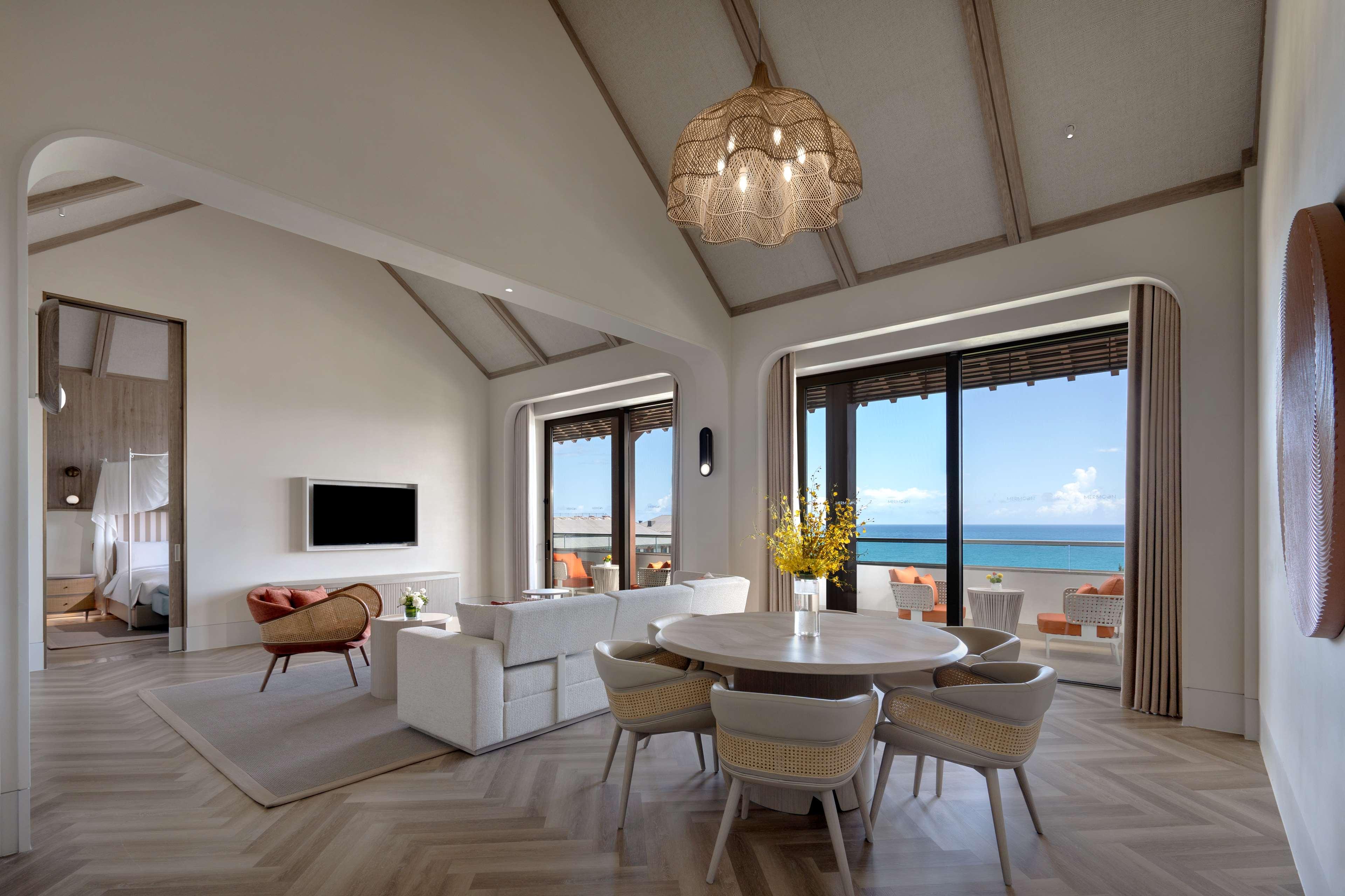 The Mermoon Resort Hainan Tufu Bay, Tapestry By Hi