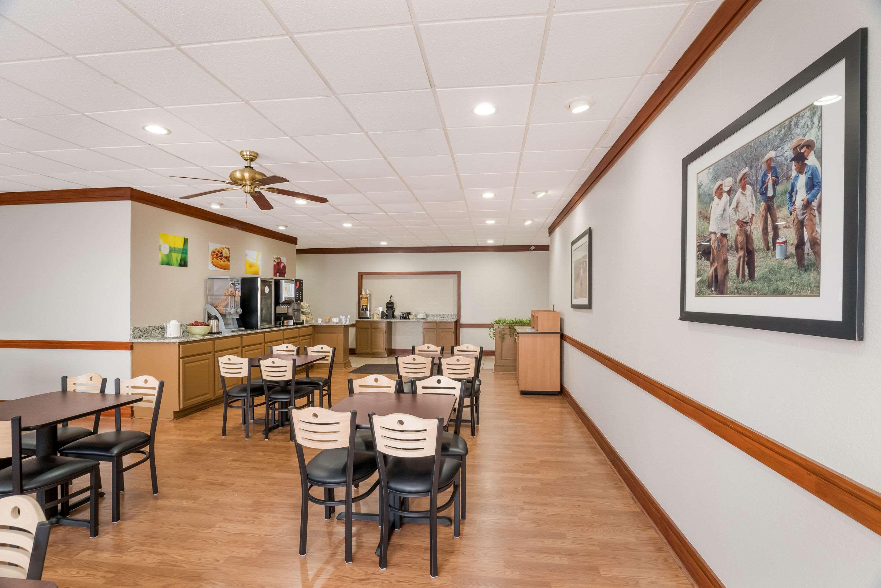 Quality Inn Alice