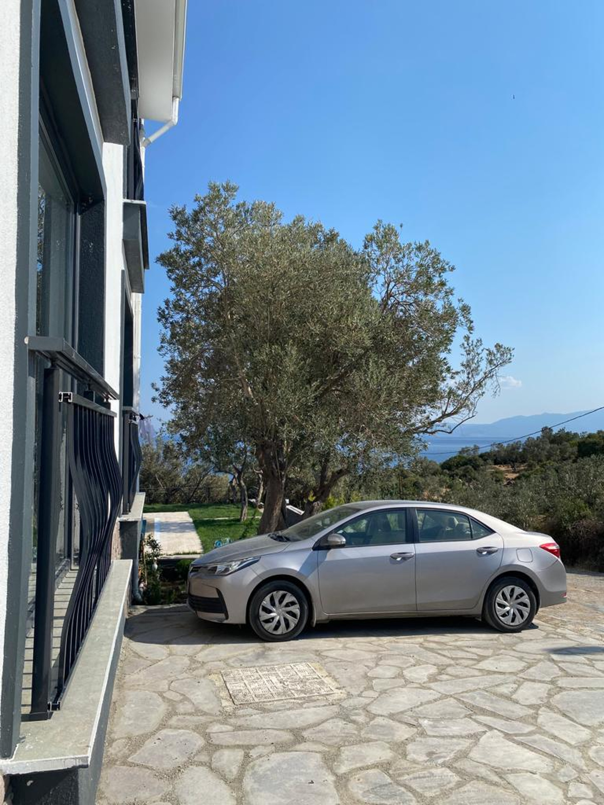 Assos Luna Houses