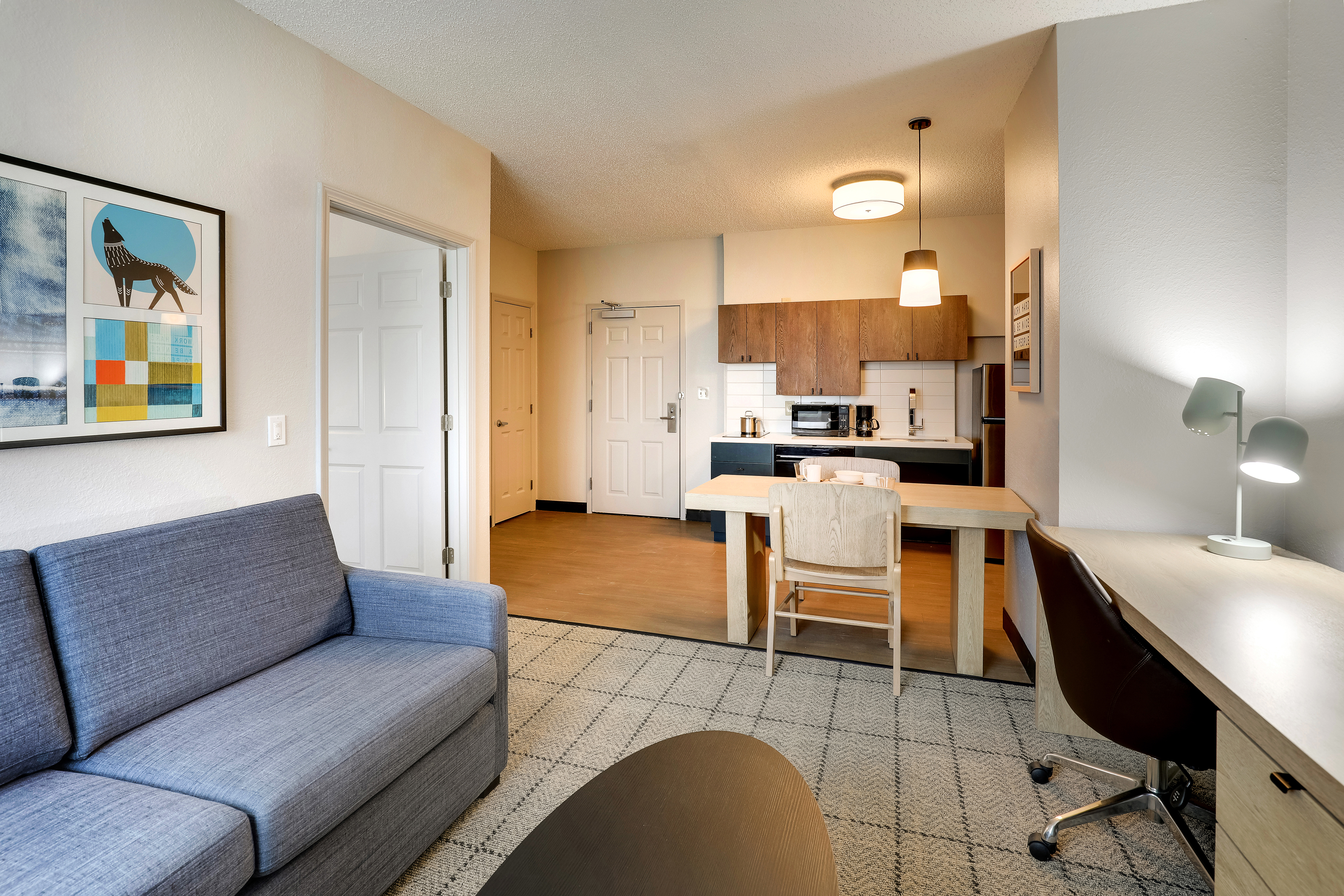 Sonesta Simply Suites Miami Airport