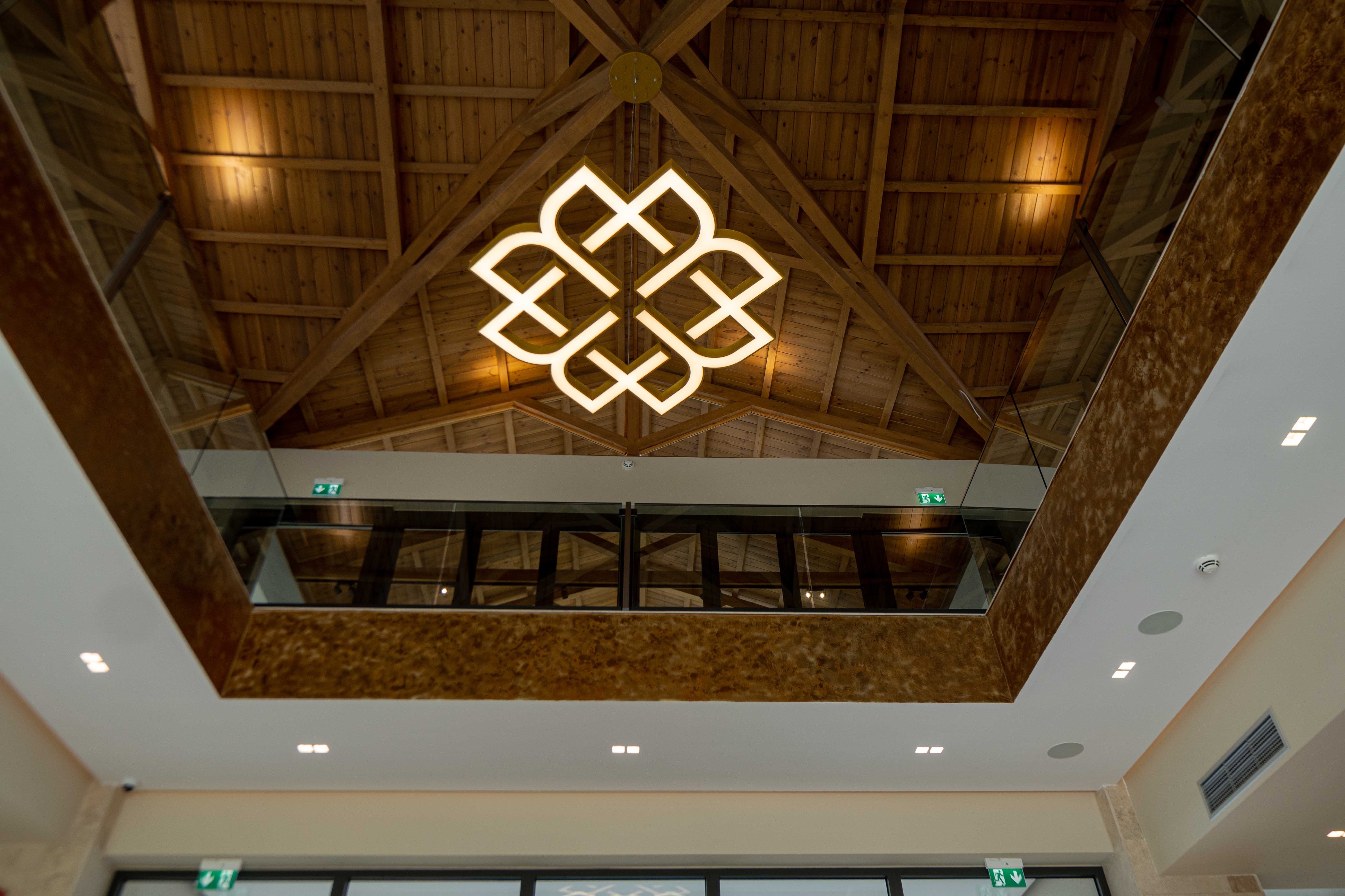 Mirror Hotel - photo