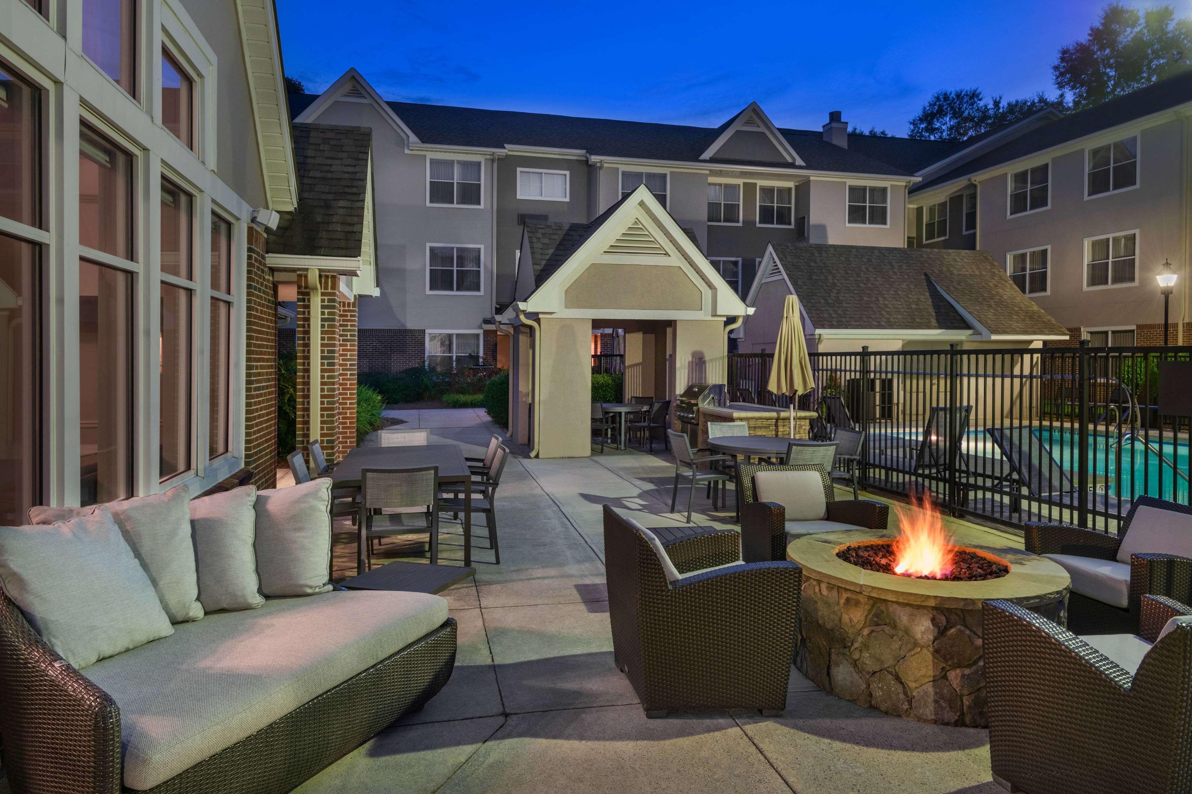 Sonesta Es Suites Atlanta Kennesaw Town Center