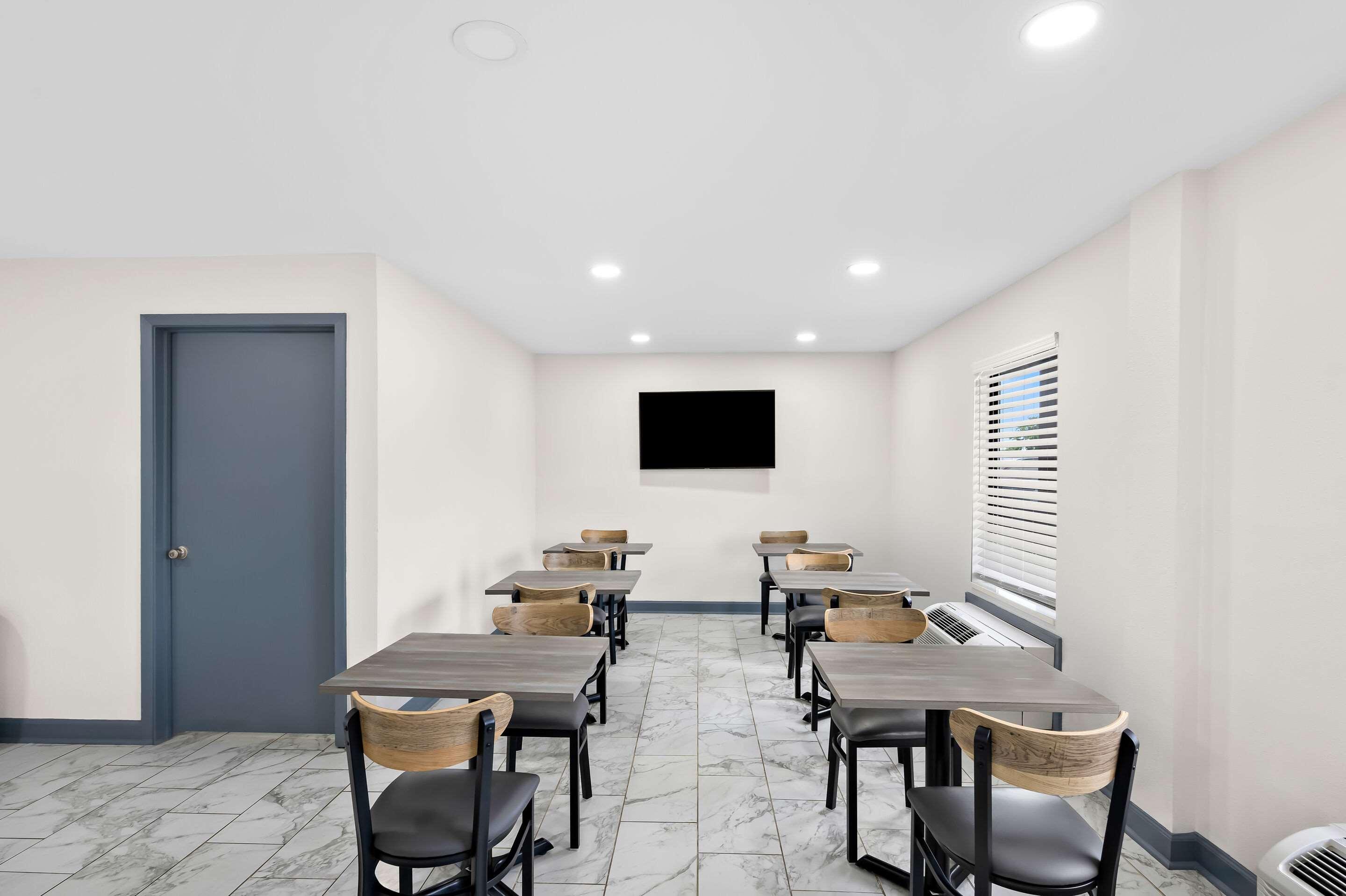 Quality Inn & Suites Monticello Ar