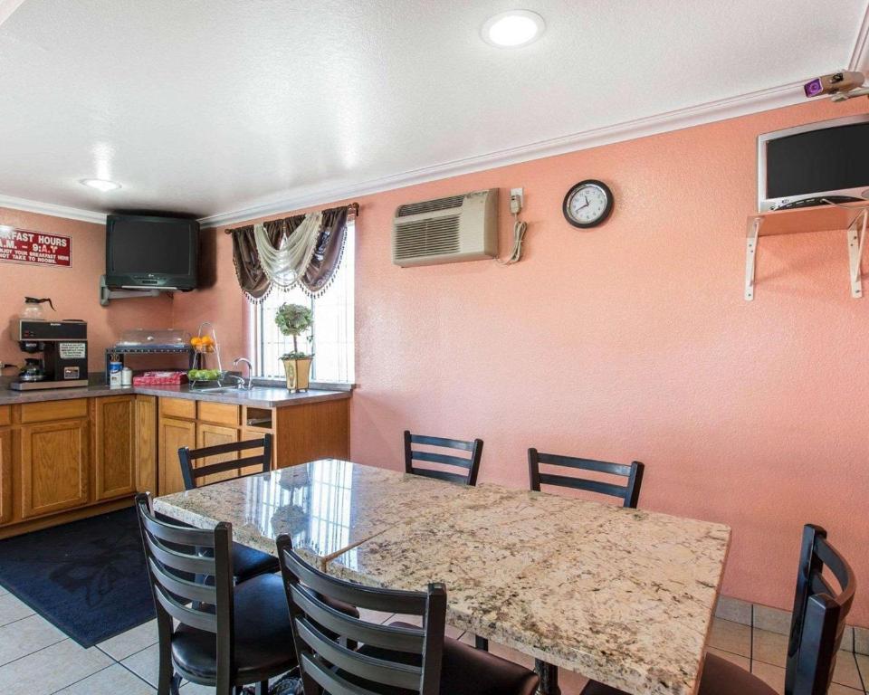 Rodeway Inn San Bernardino