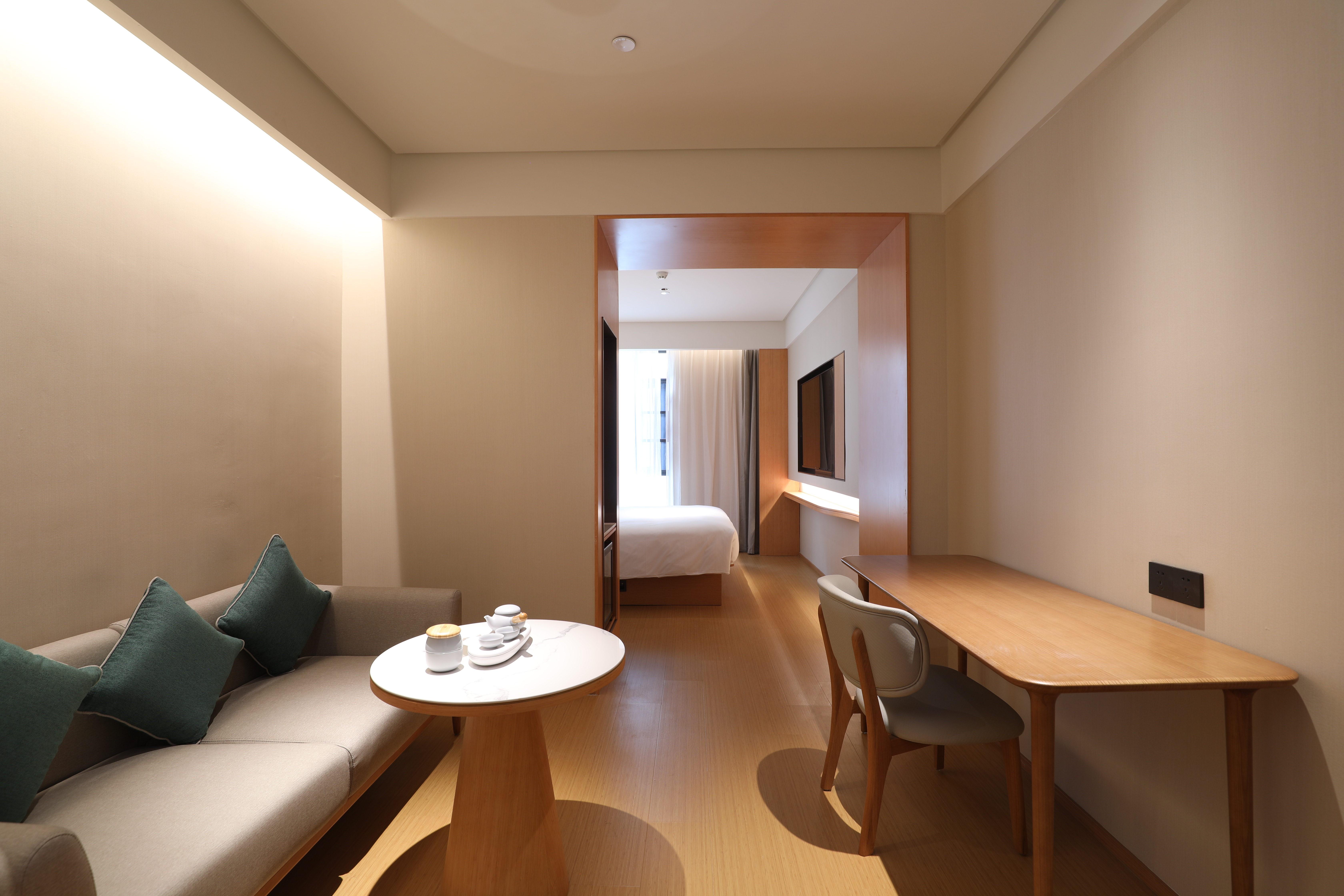 Ji Hotel Hefei South Railway Station South Square
