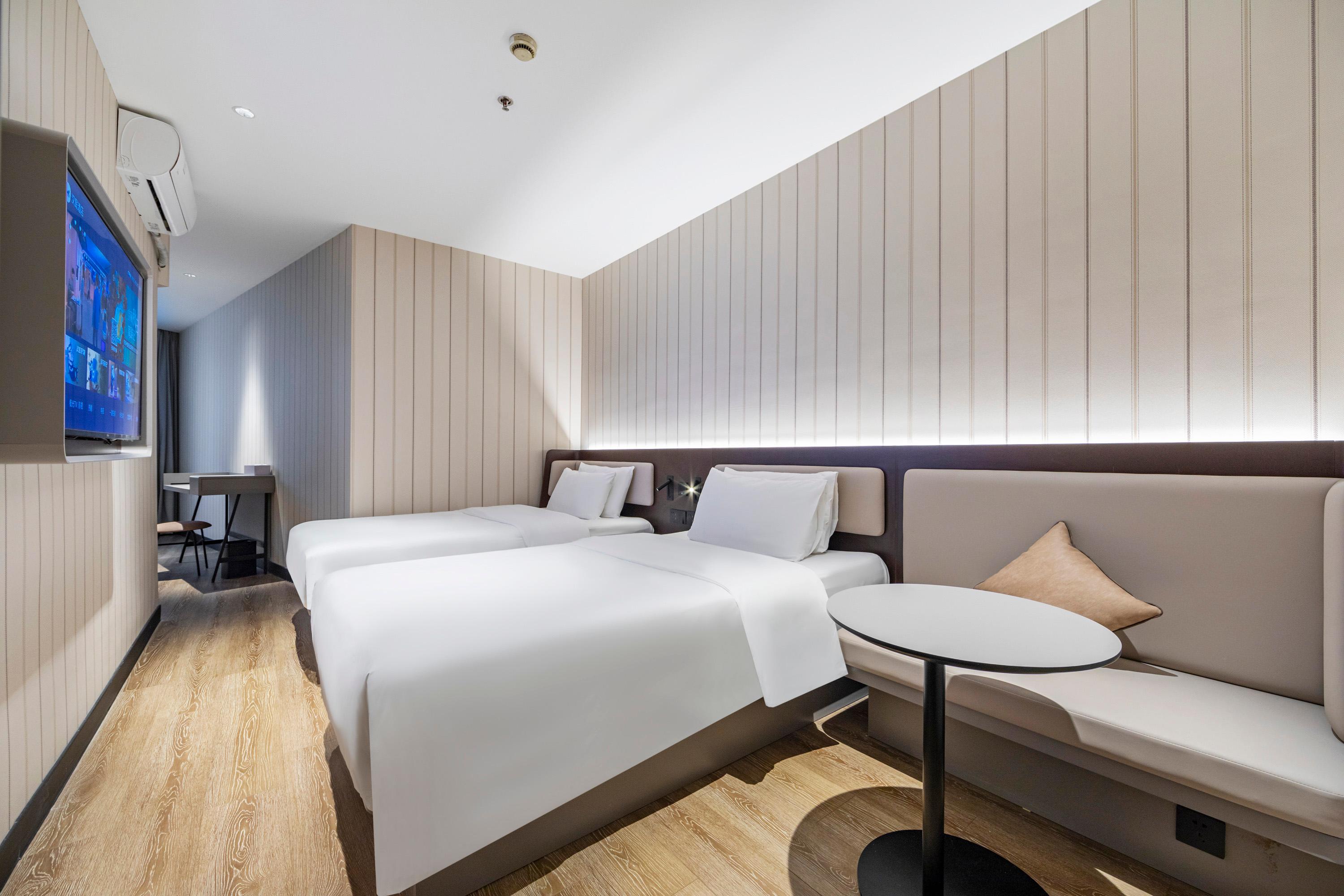 Hanting Hotel Shanghai Jing'an Temple Center