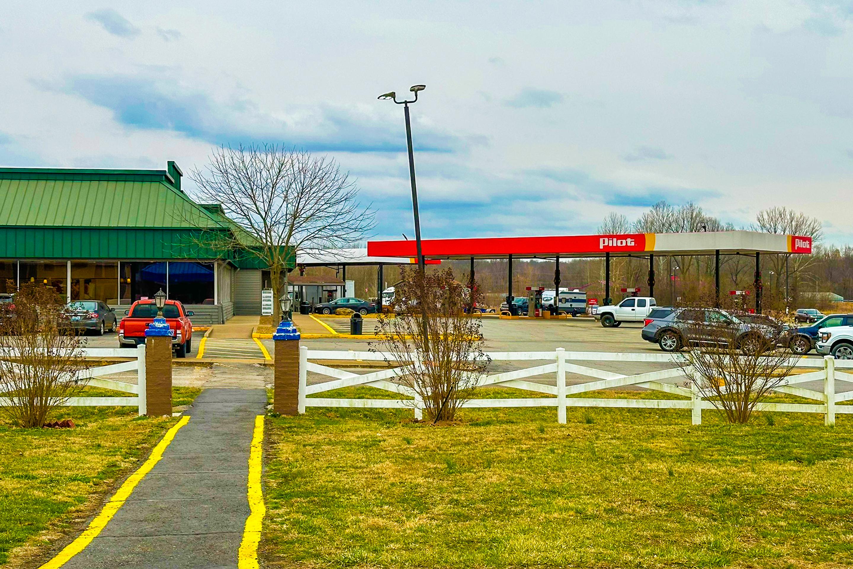 Happy Stay Inn Madisonville I-69