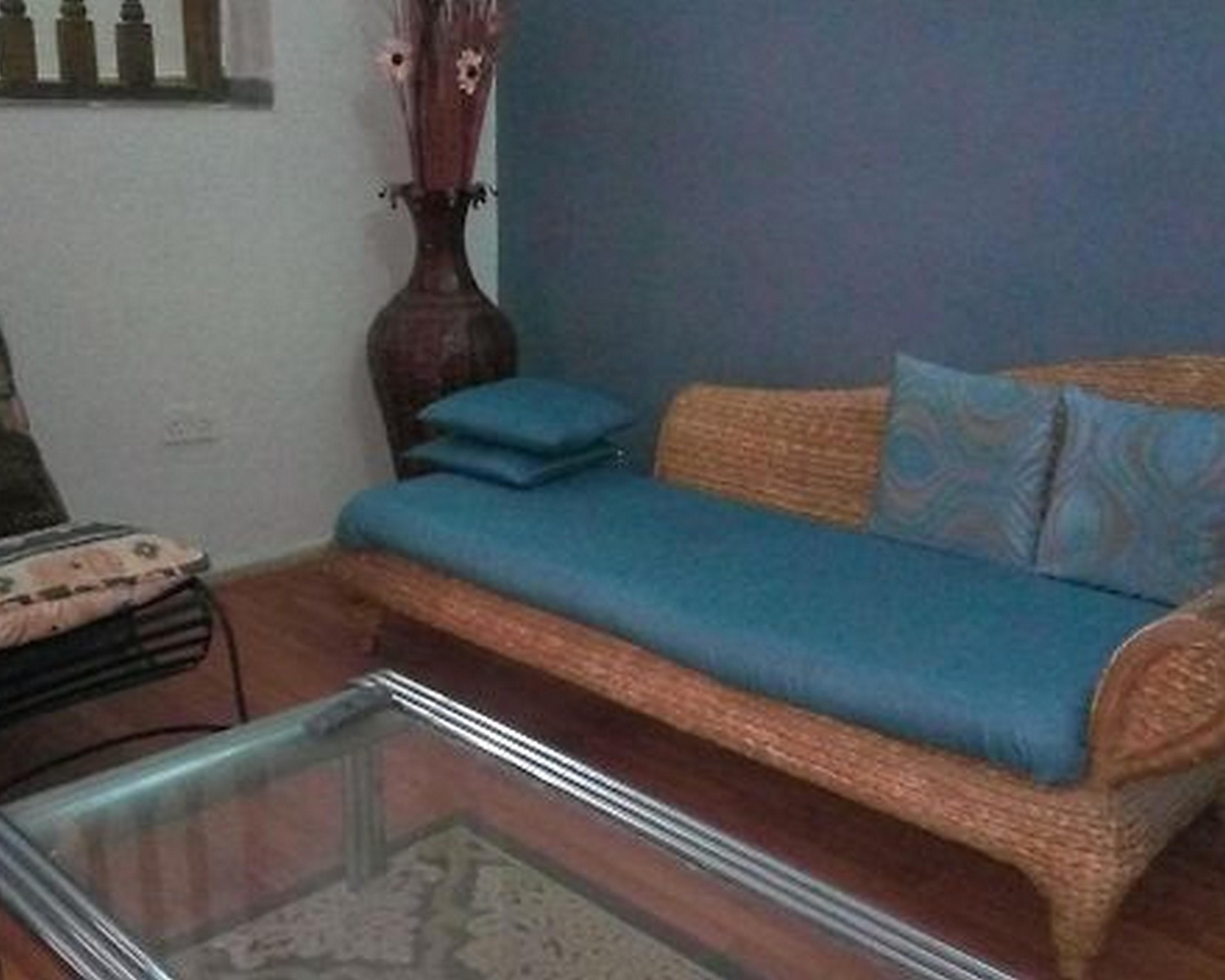Crown Apartments, Extended Stay Suites