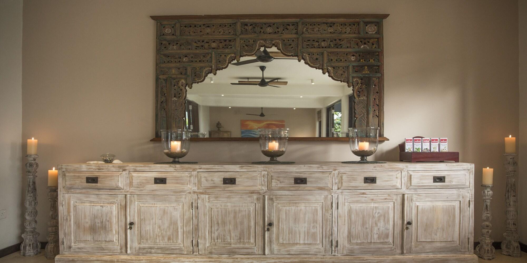 Parangi Weligama Bay - photo