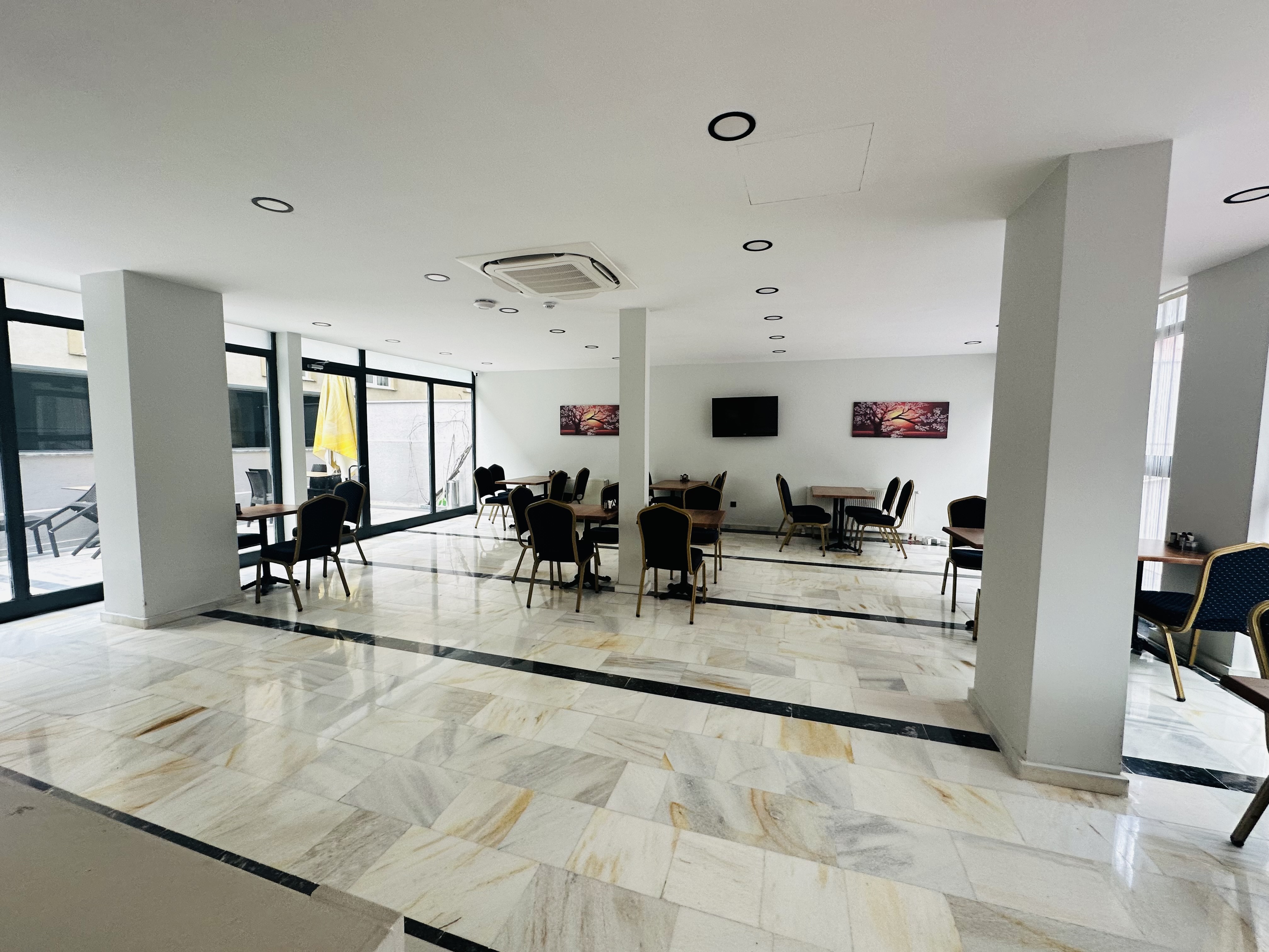 Nice Royal Suite