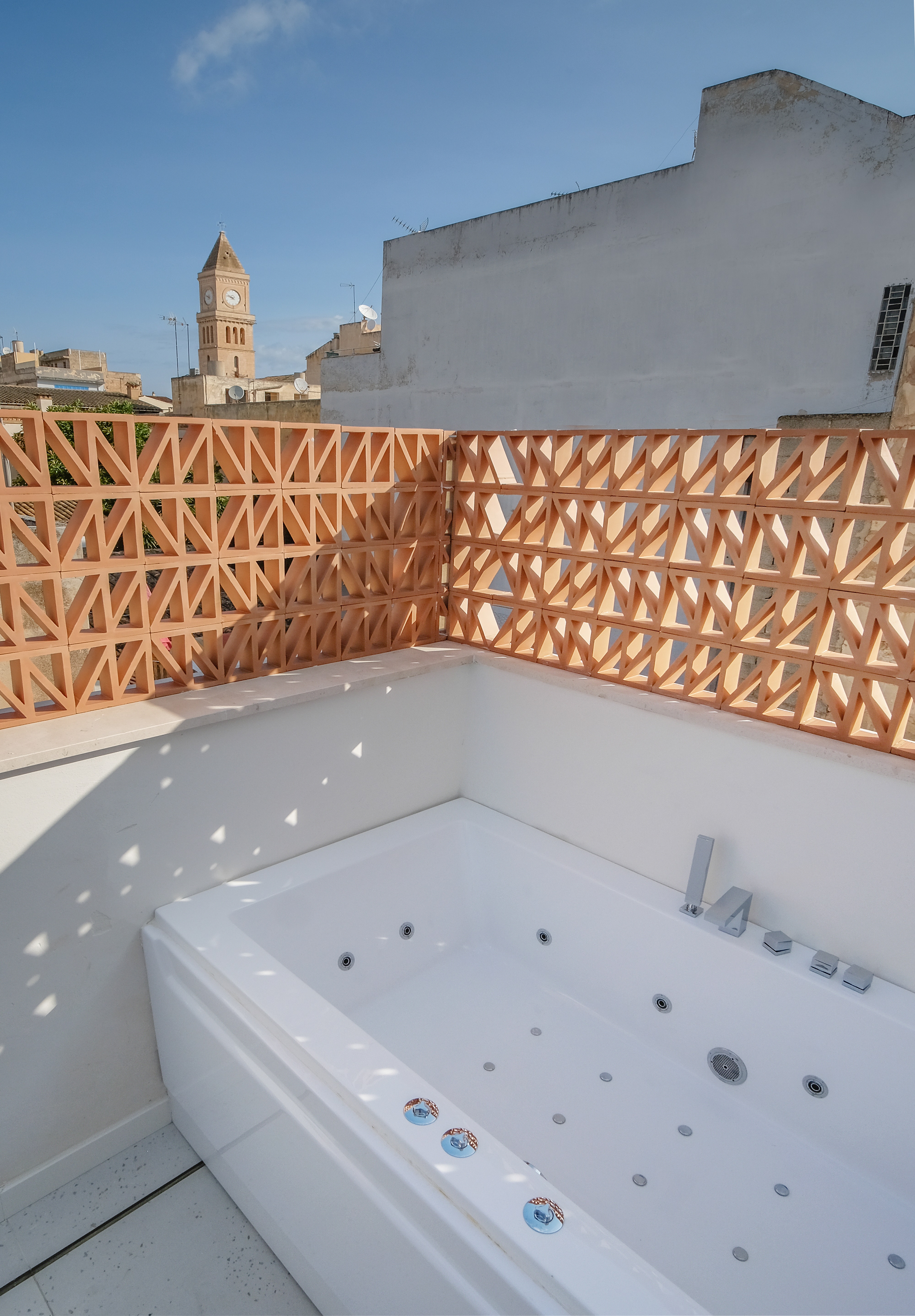 Hotel Bini