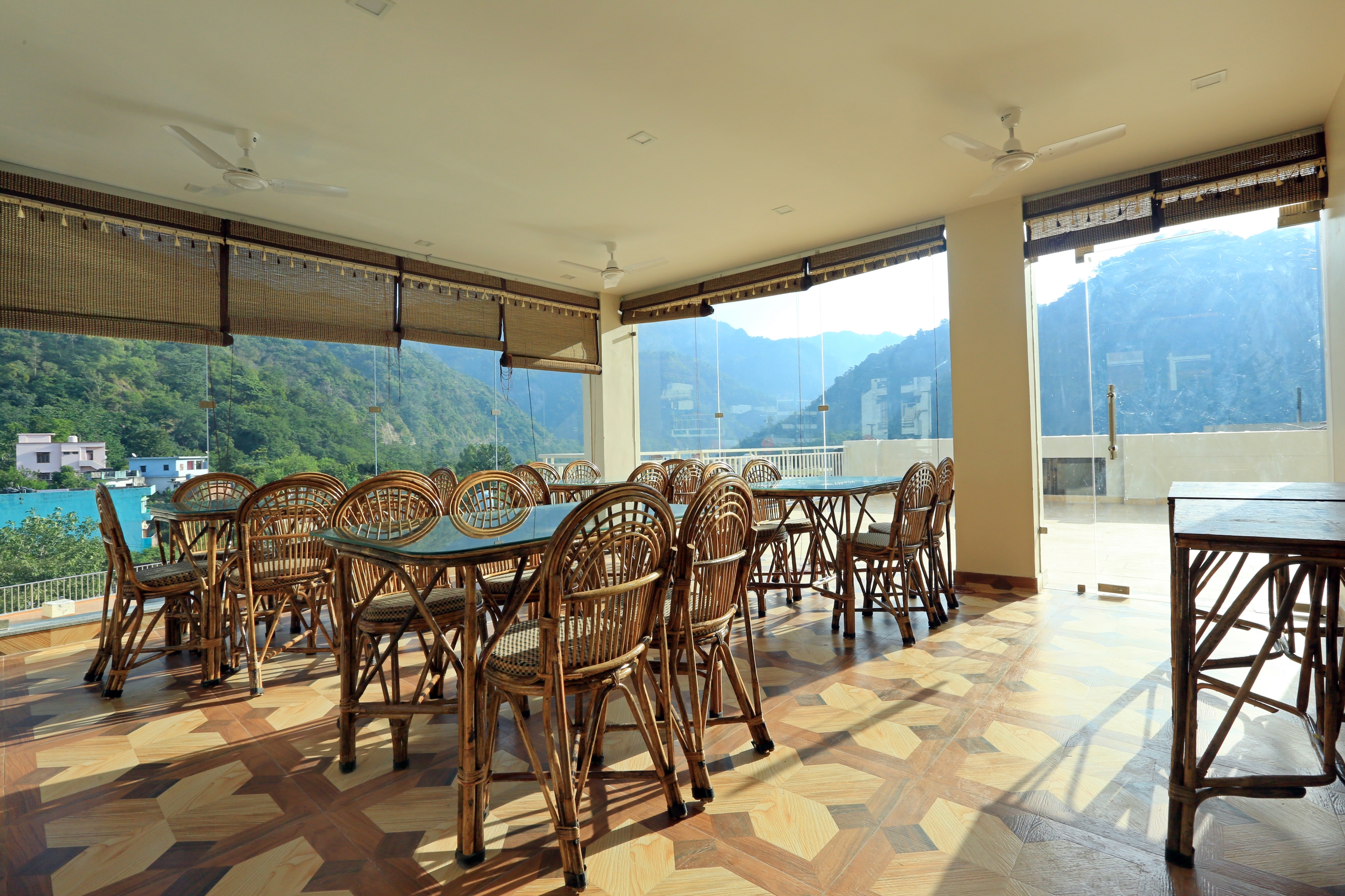 Hotel  Vedas