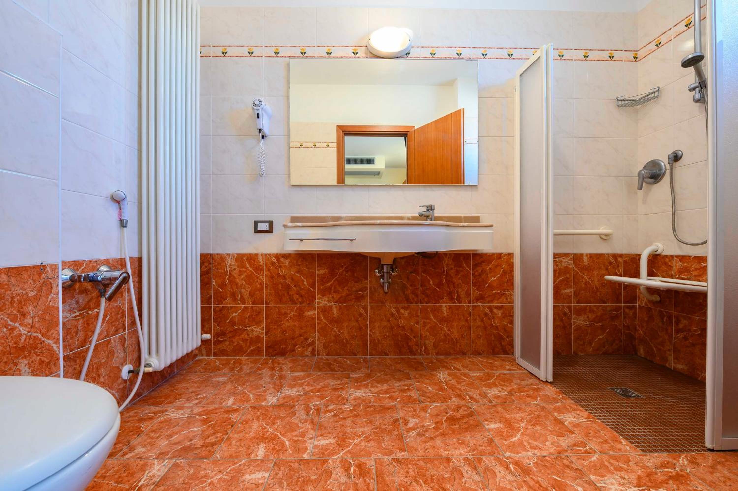 Hotel Harmony