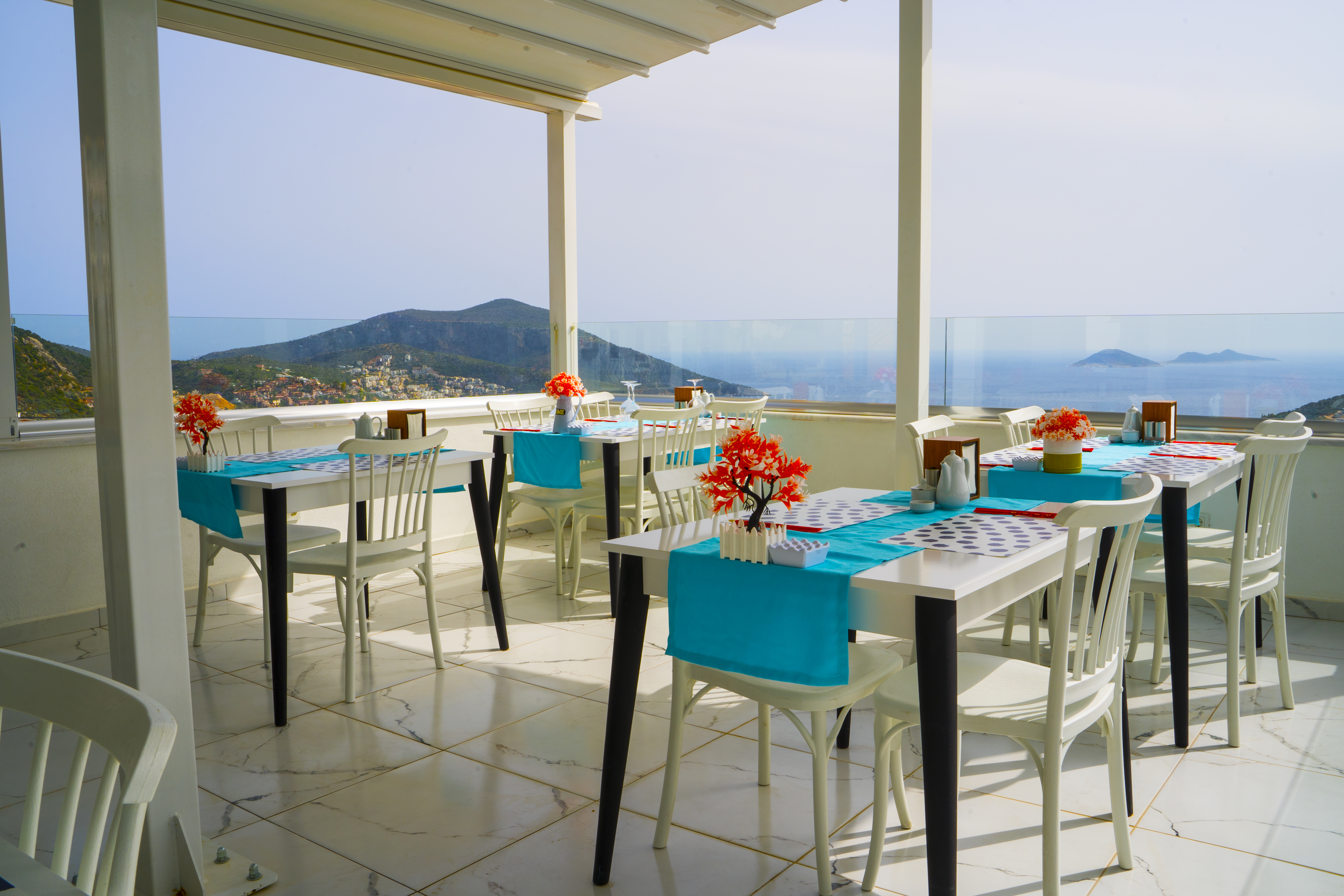 Marquis Blue Hotel