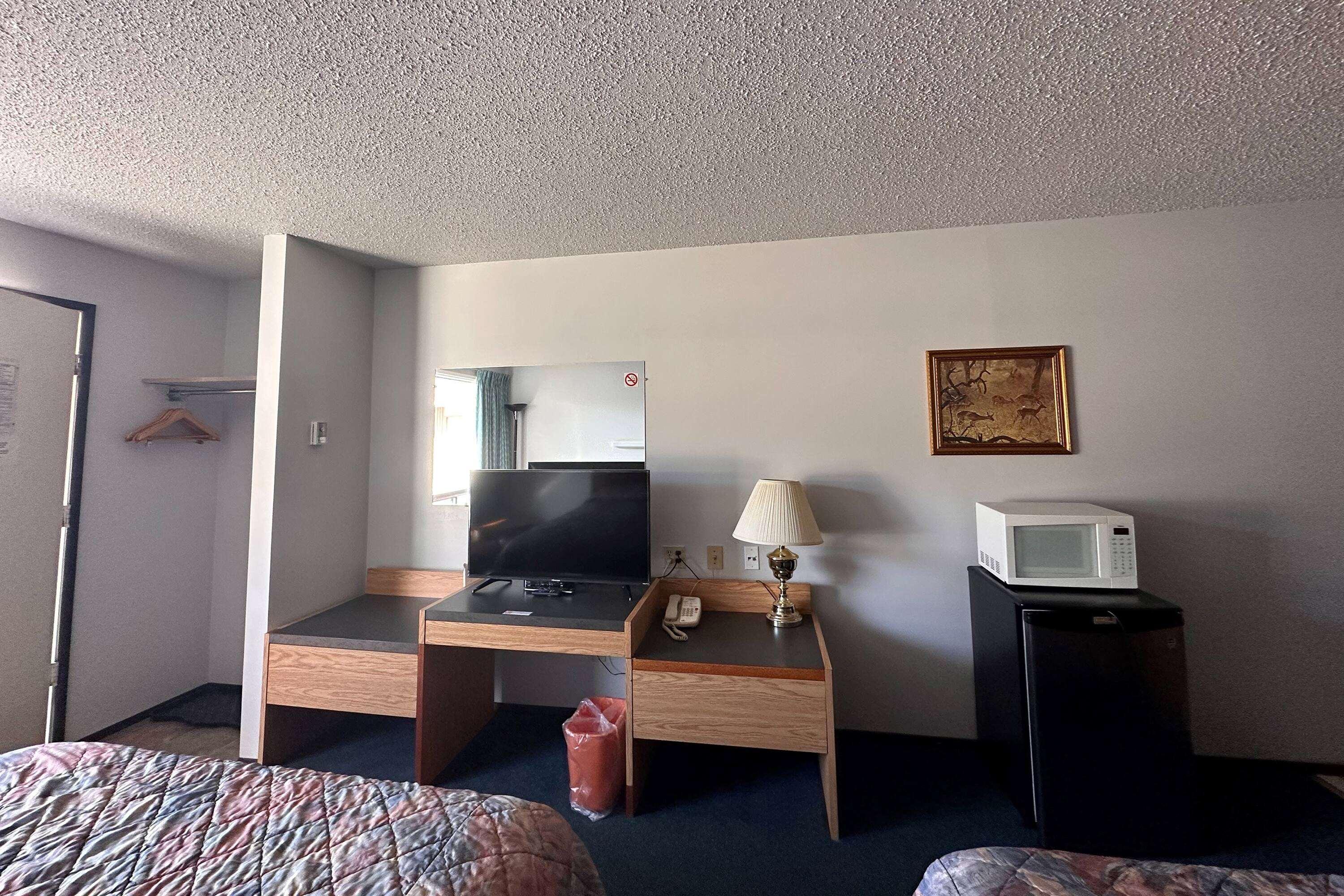Howard Johnson By Wyndham Edson
