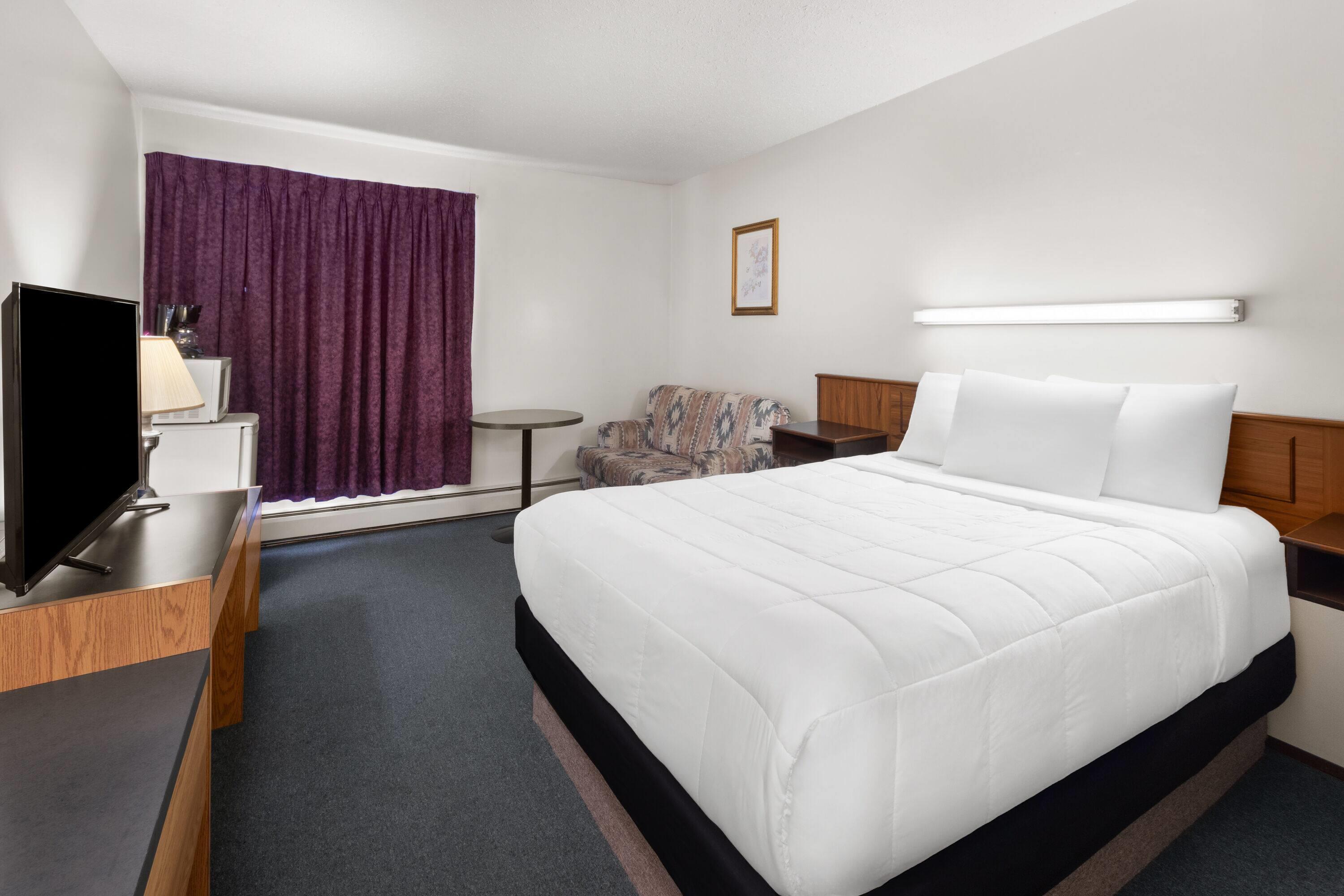 Howard Johnson By Wyndham Edson