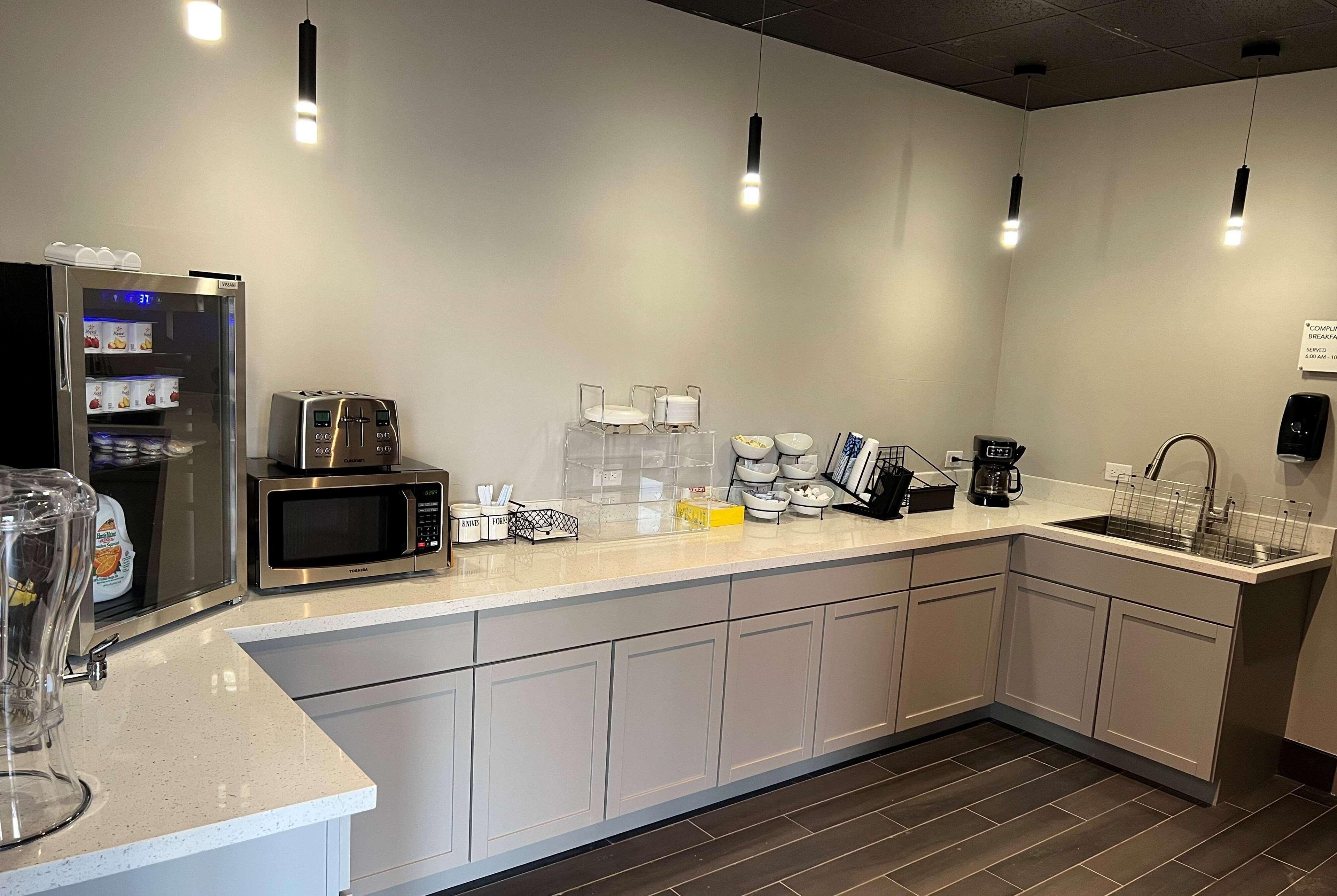 Ramada By Wyndham Studio Suites Dothan