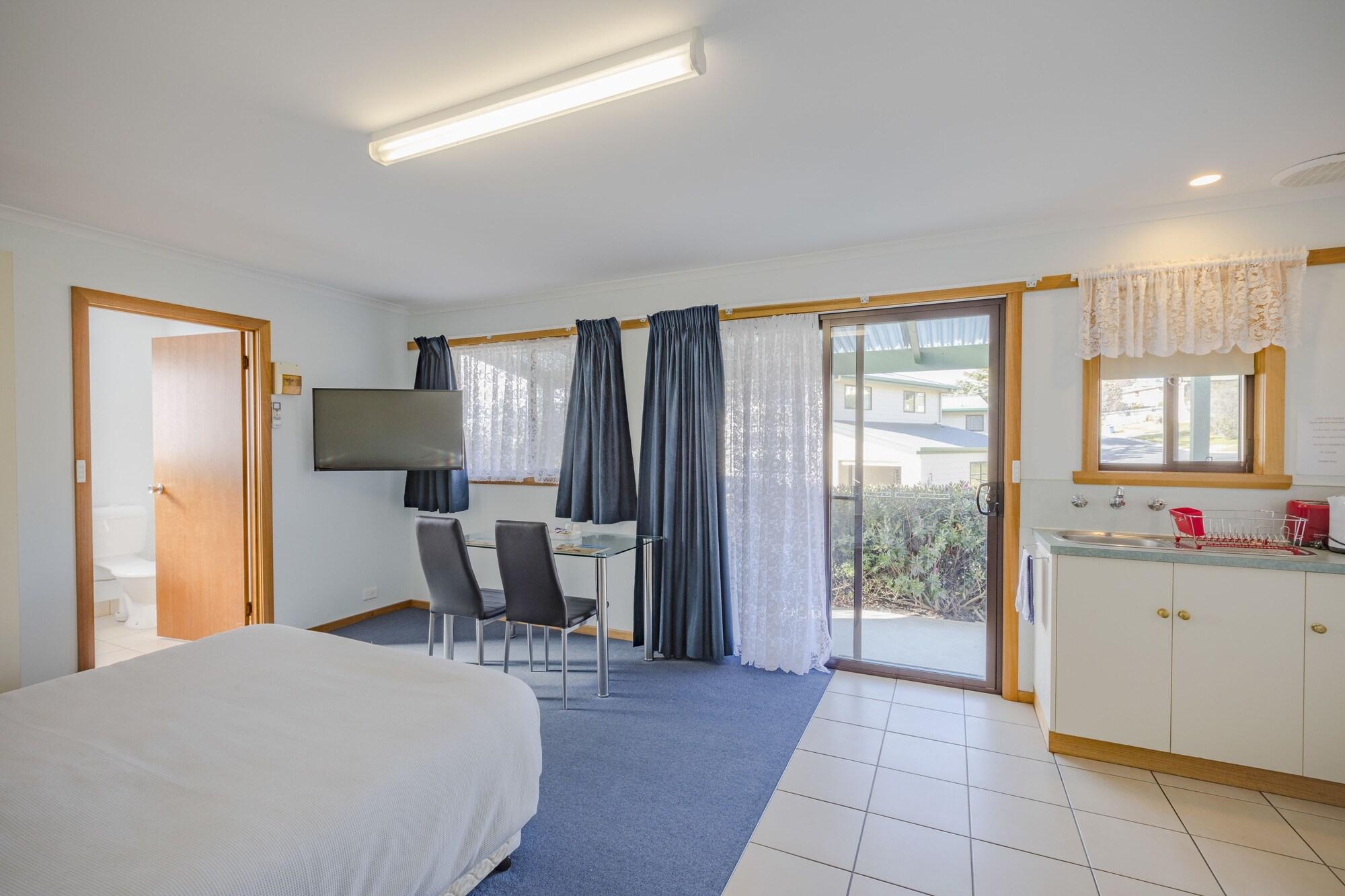 Queechy Cottages