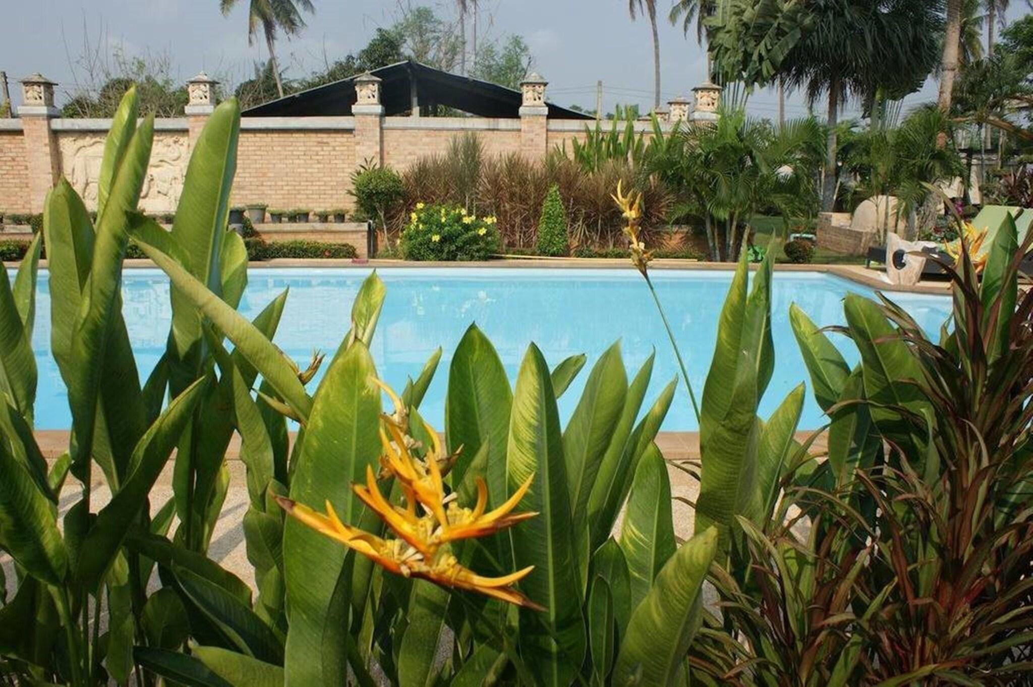 Pool 5, Sumali Villa, Muang Sing Buri