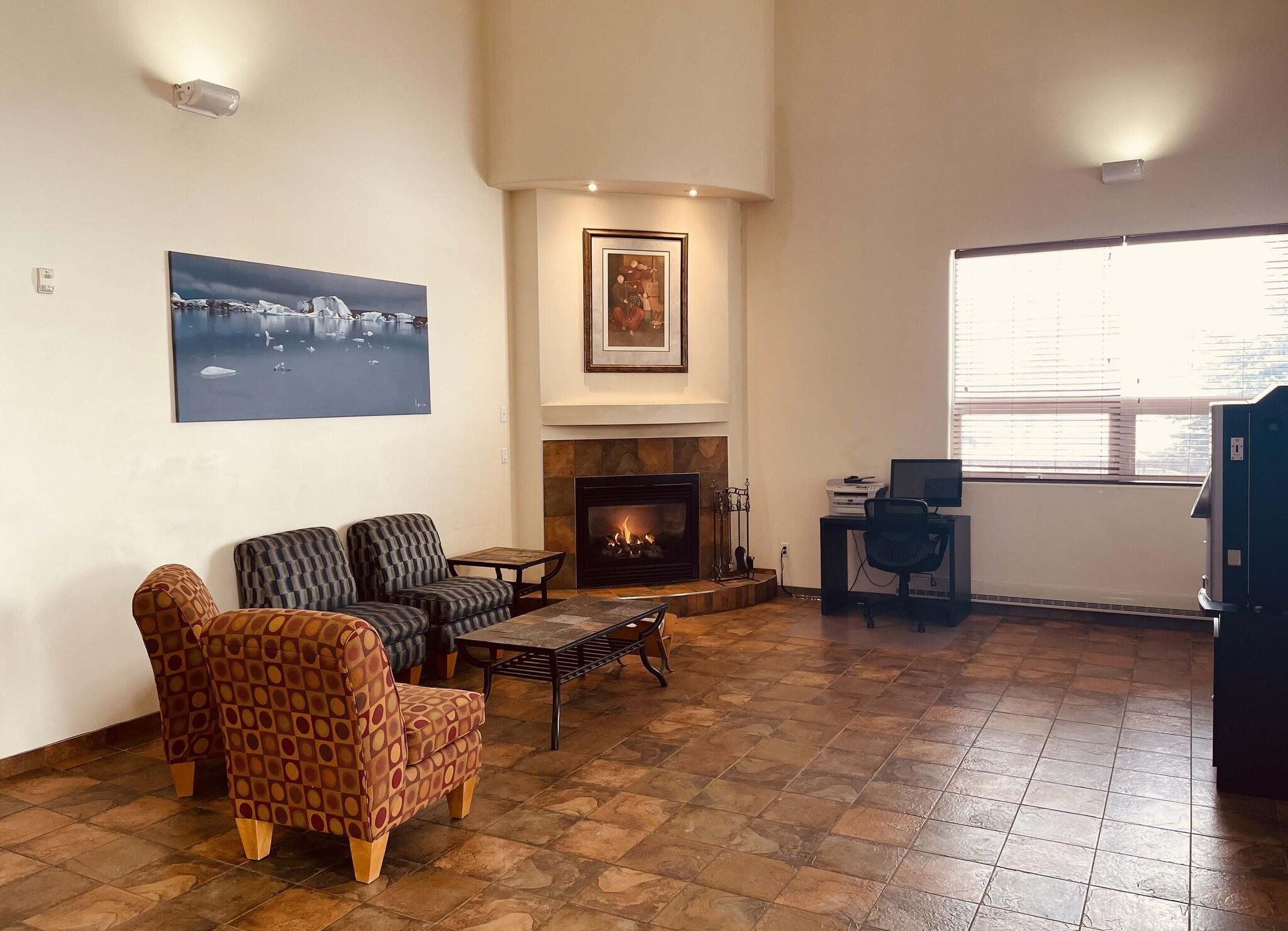 Aurora Park Inn Suites