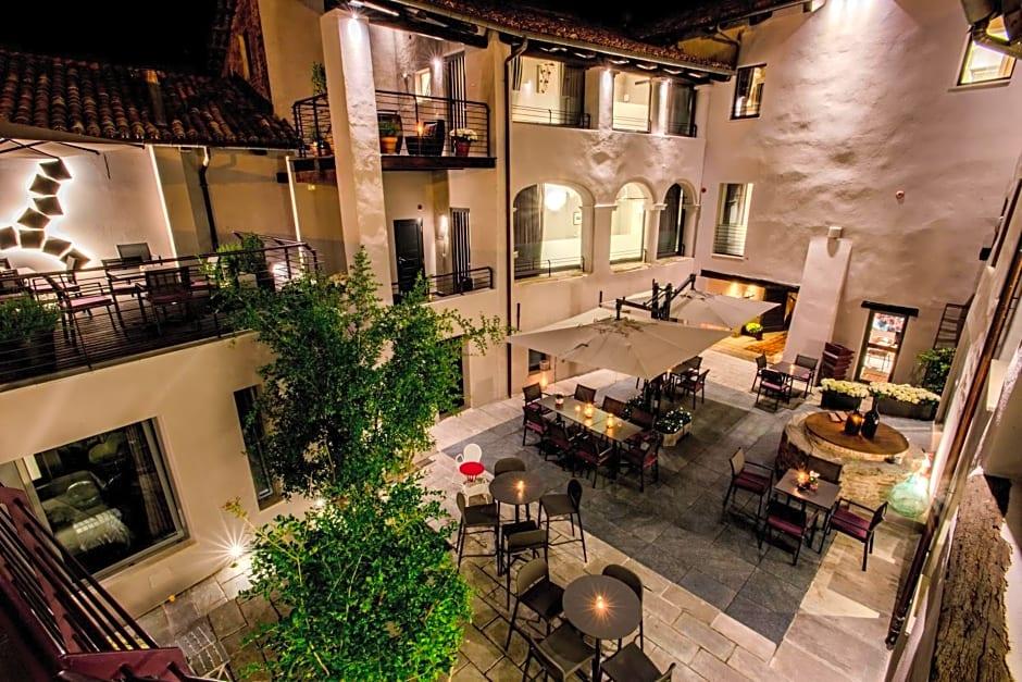 UVE - Rooms & Wine Bar by null