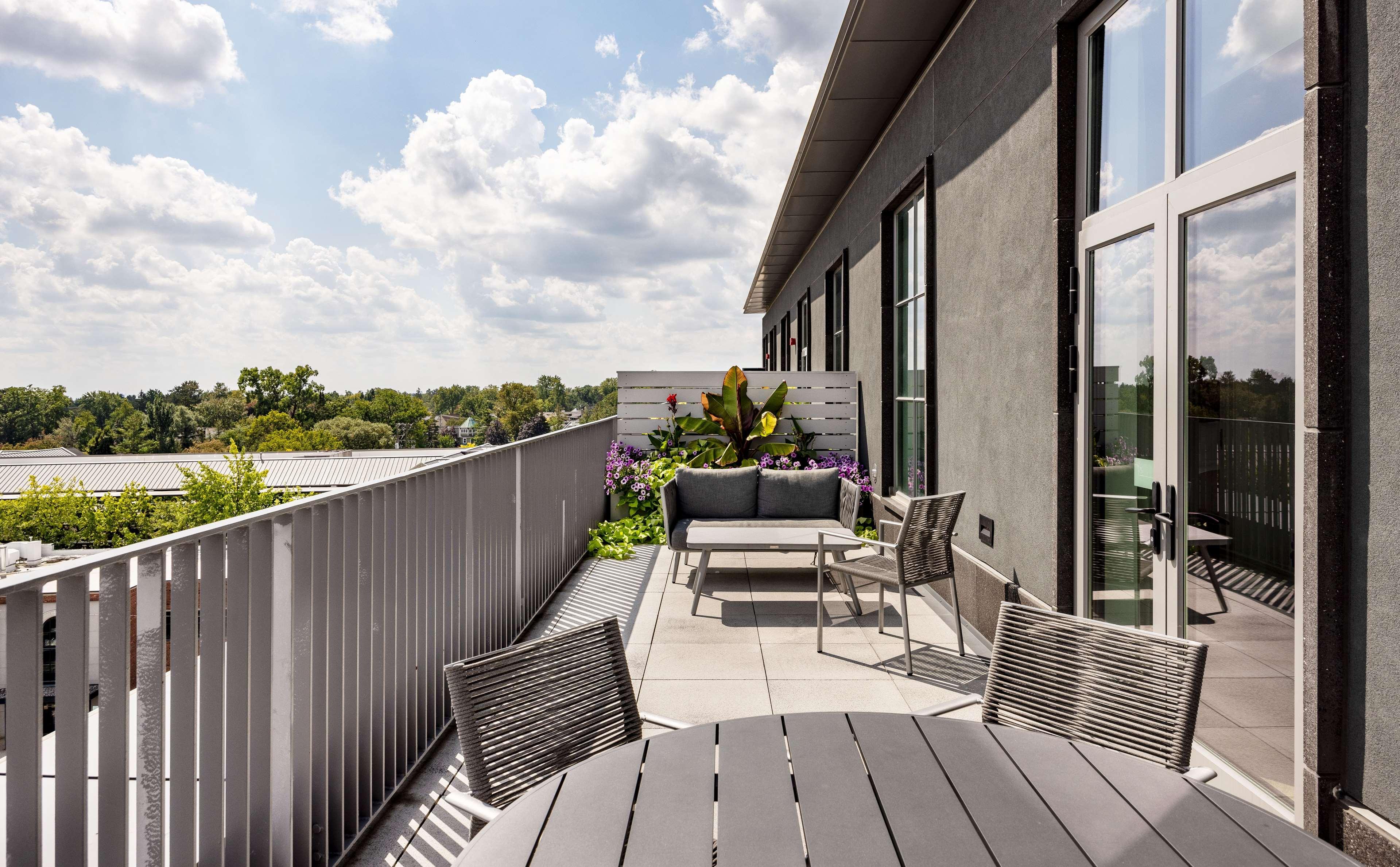 Daxton Hotel Birmingham Curio Collection By Hilton