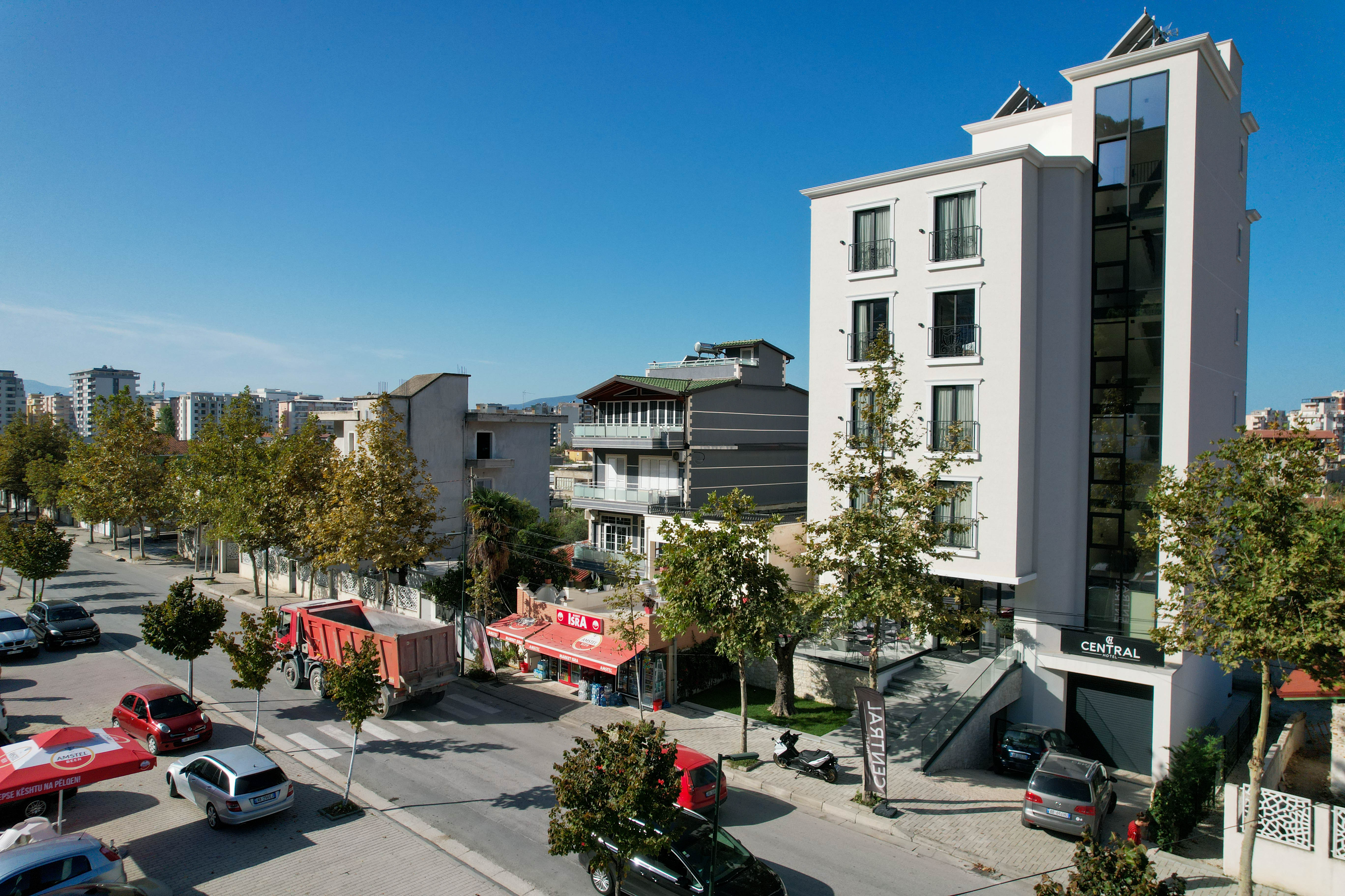 Hotel Central - photo