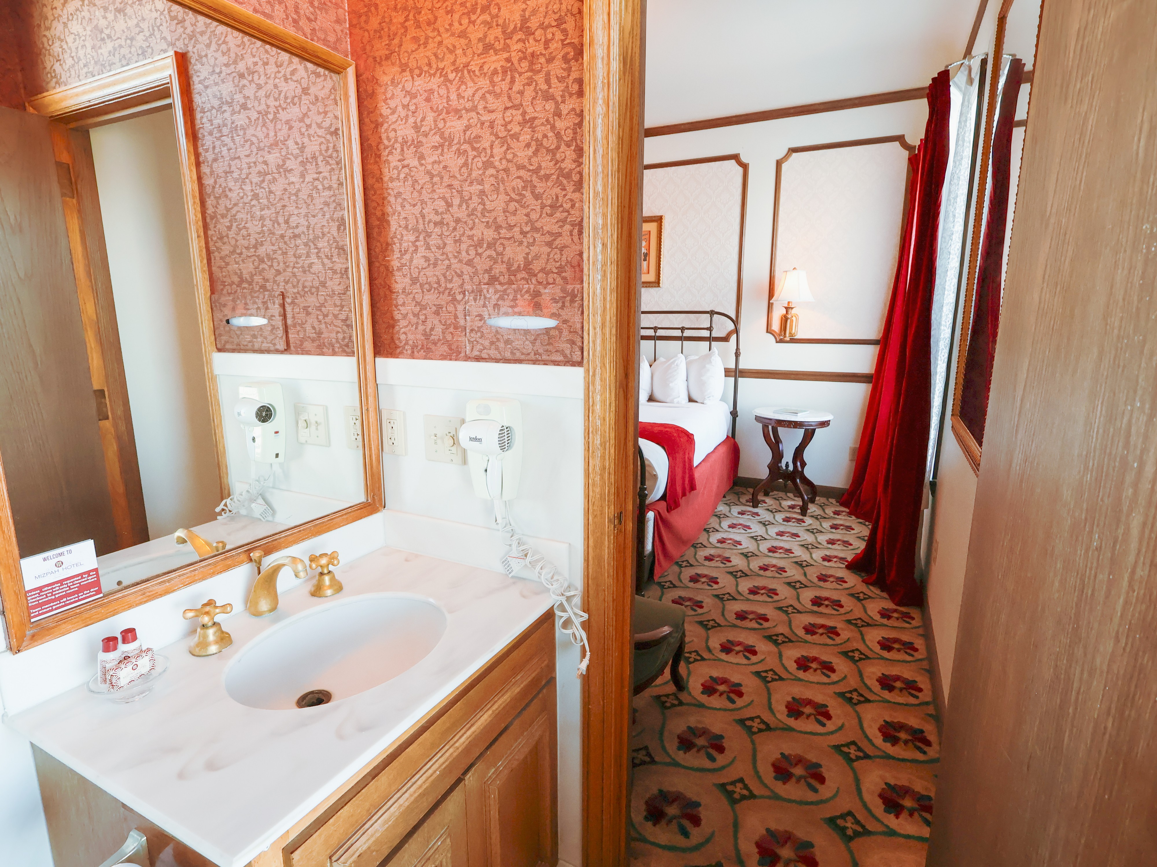 Mizpah Hotel by null