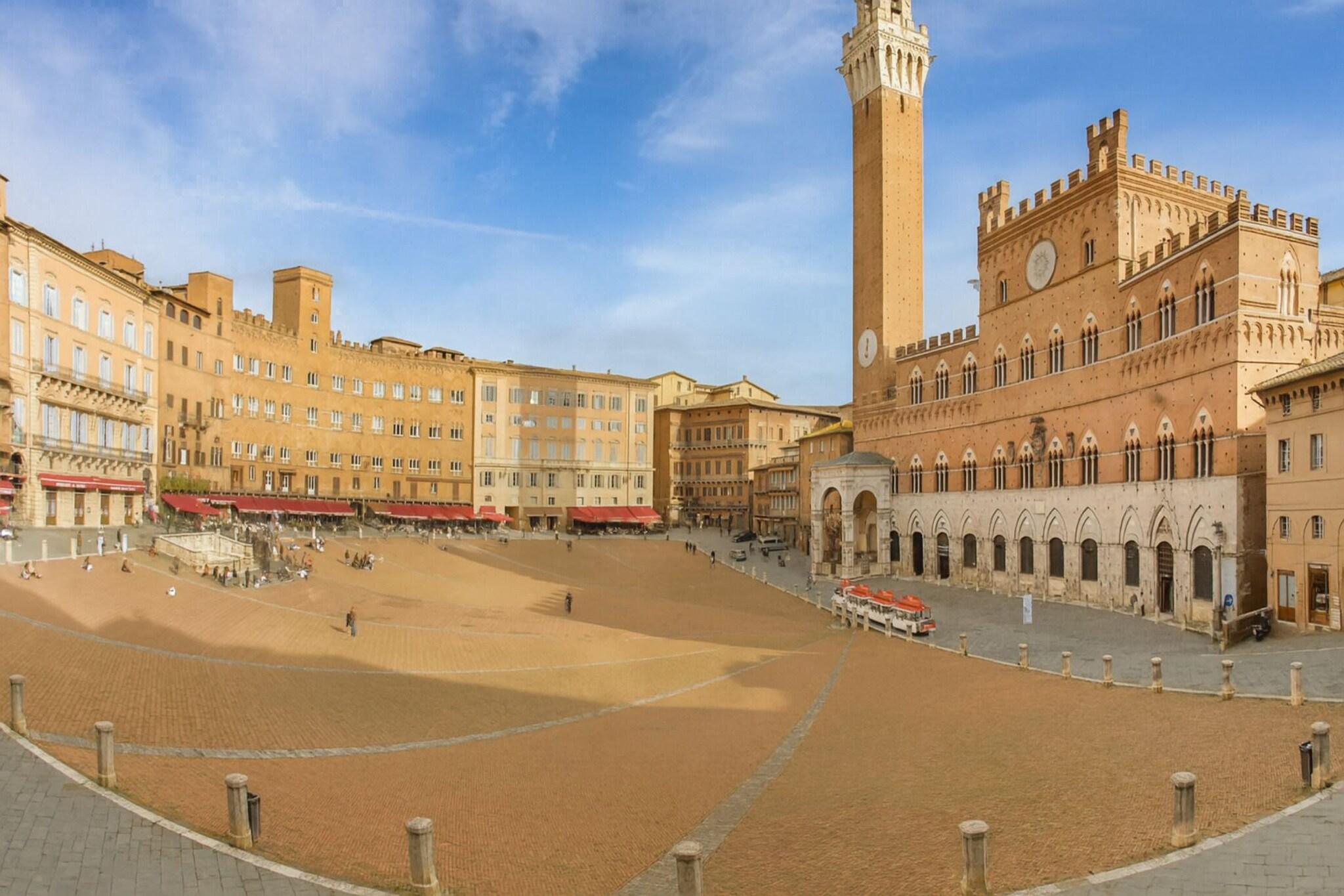 The Balcony Suite Piazza Del Campo View