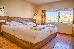 Alia Luxury Suites, ,