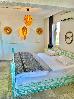 Thumbnail 230