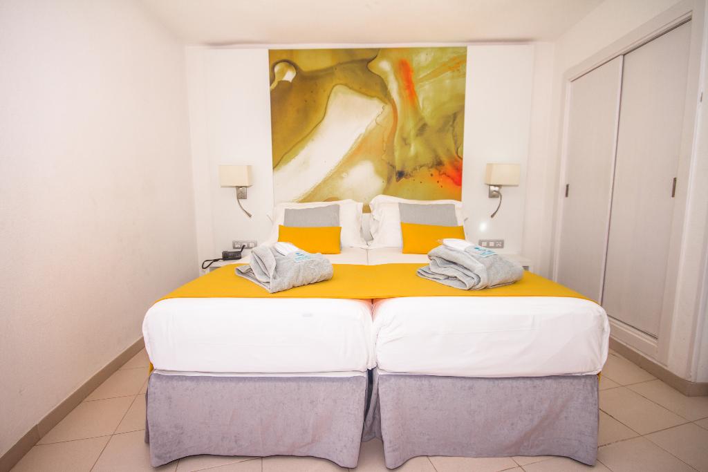 Servatur Waikiki