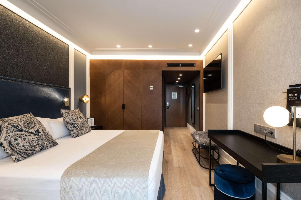 Hotel Catalonia Plaza Cataluña, Spanien, Barcelona. Großes 106