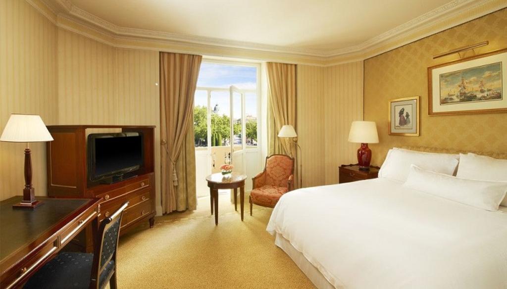 hotel-thumb