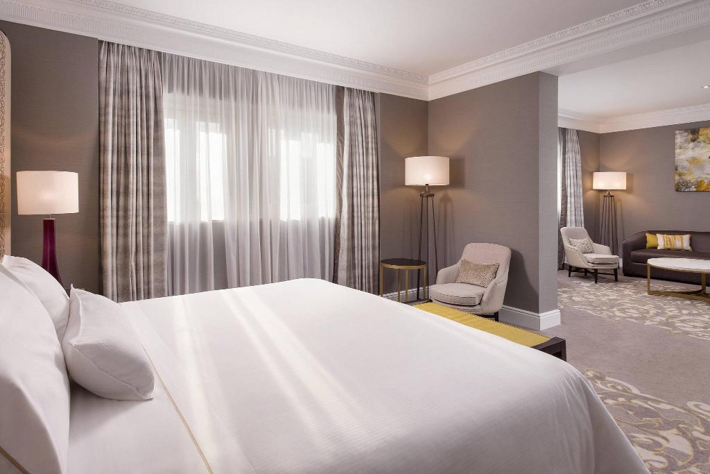 hotel-thumb